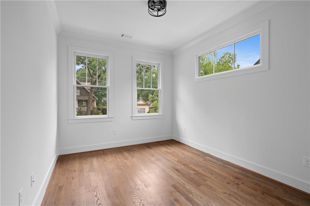 965 Boulevard SE Unit A