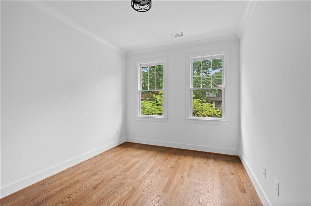 965 Boulevard SE Unit A