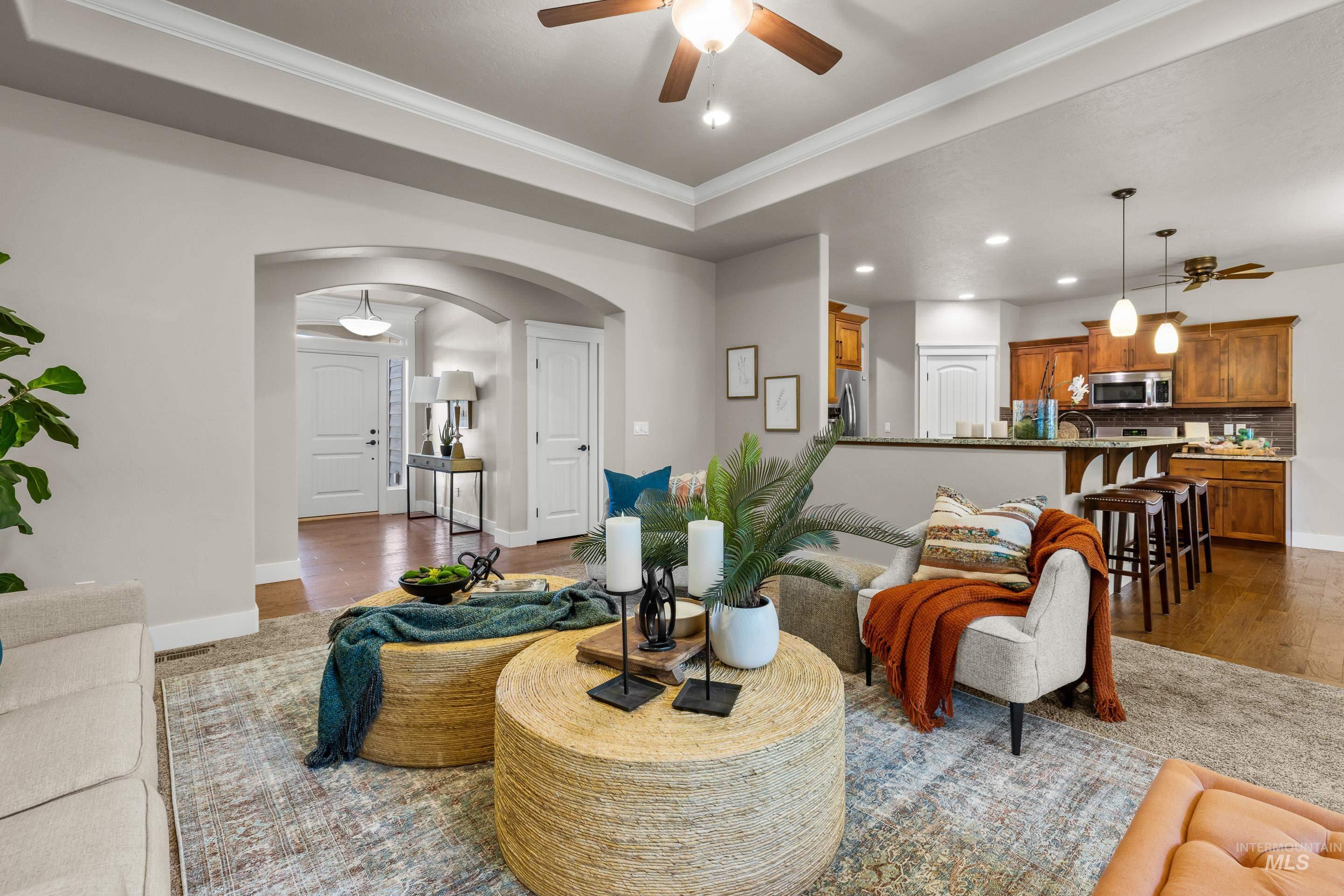 5822 Saguaro Hills Pl