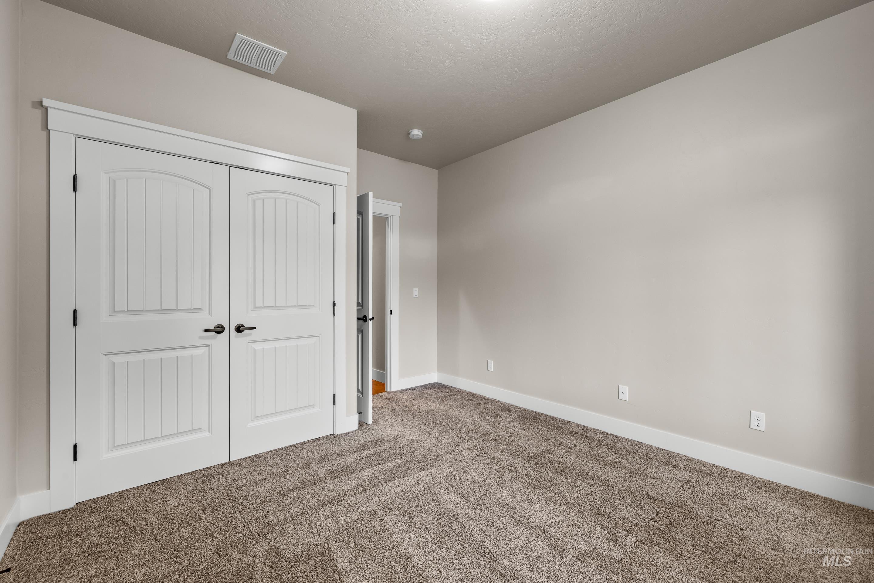 5822 Saguaro Hills Pl