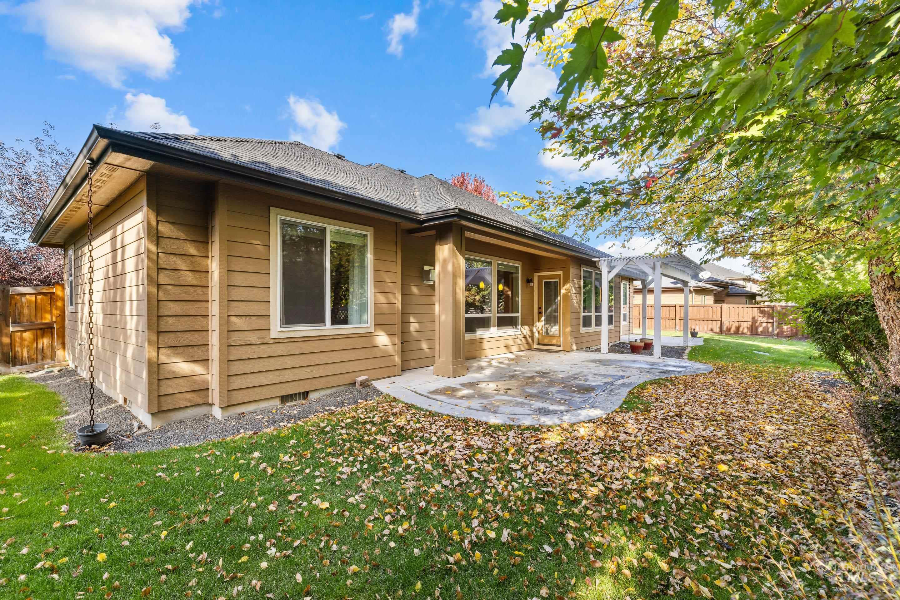 5822 Saguaro Hills Pl