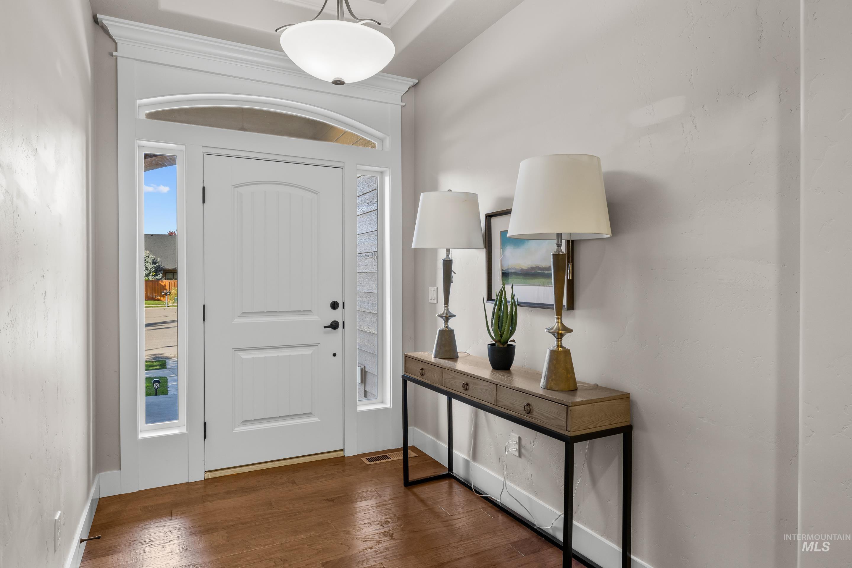 5822 Saguaro Hills Pl