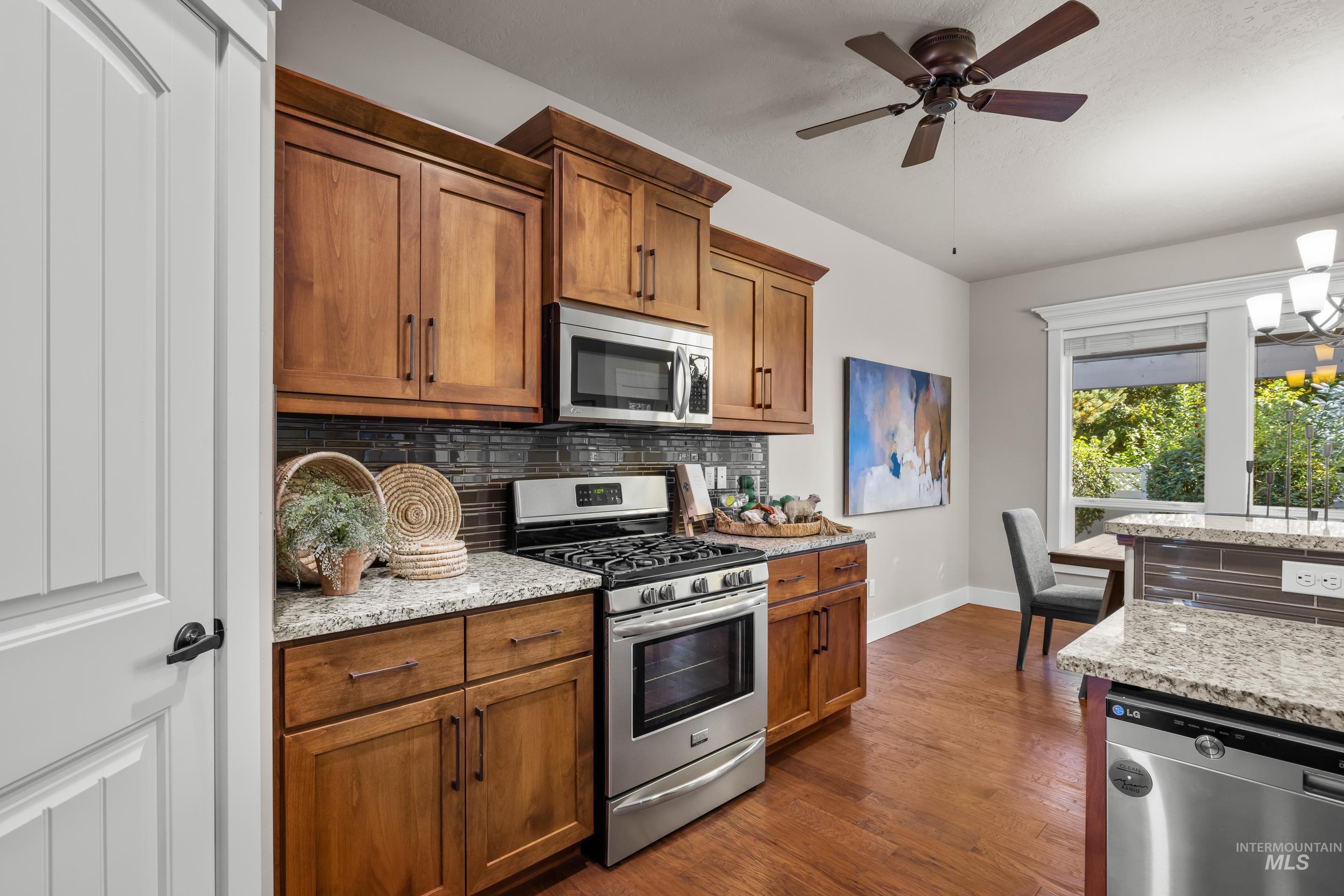 5822 Saguaro Hills Pl