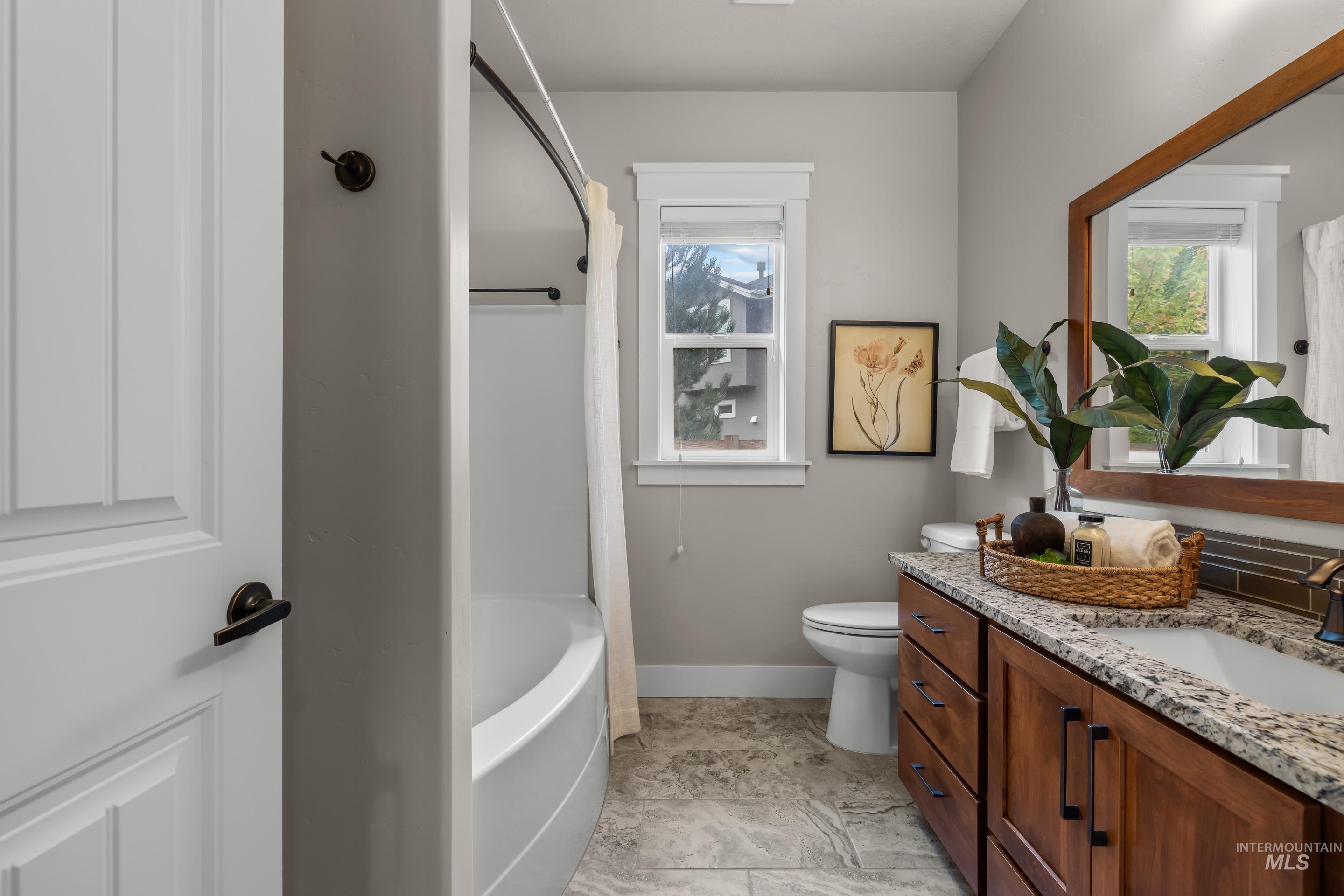 5822 Saguaro Hills Pl