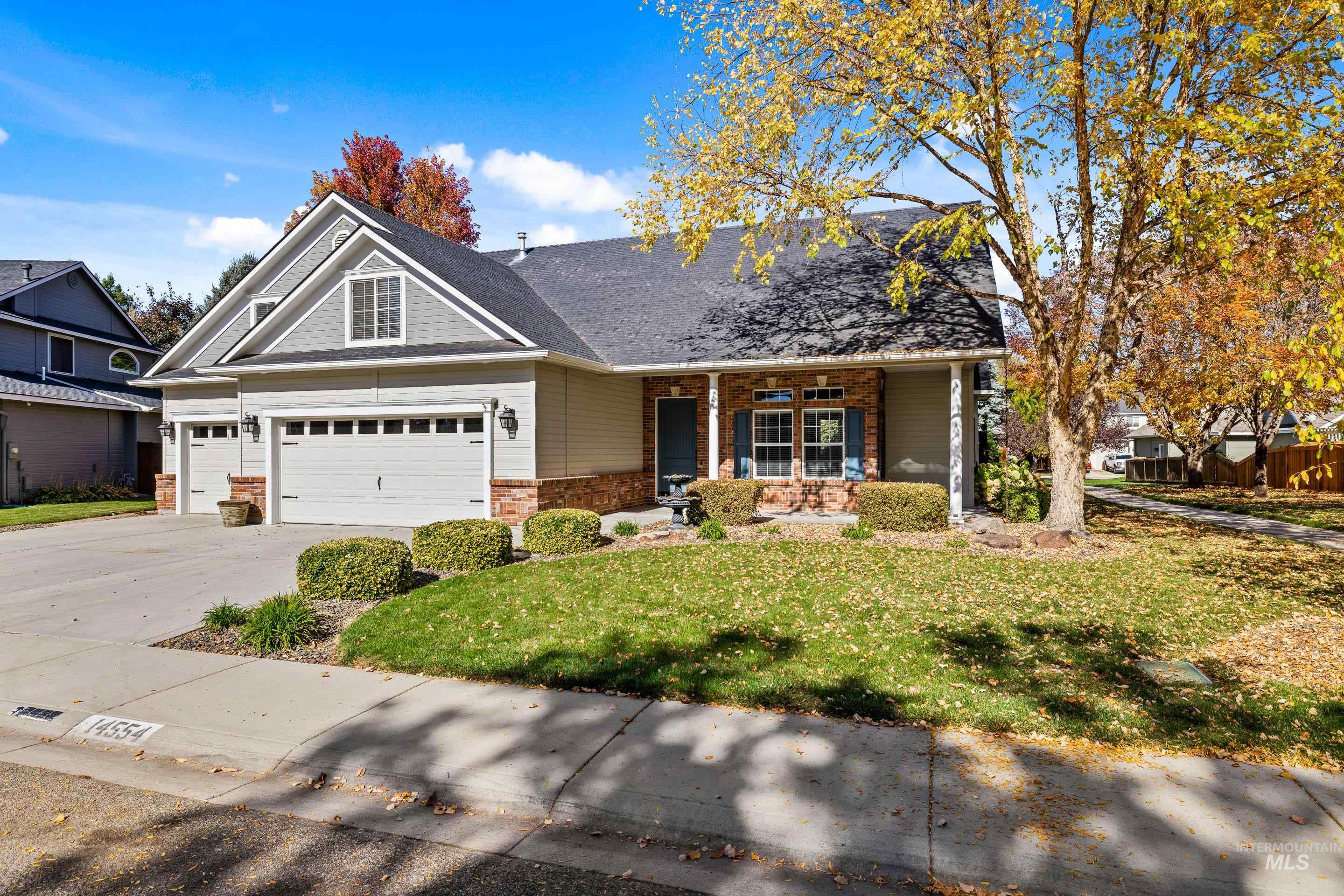 14554 W Woodspring Dr