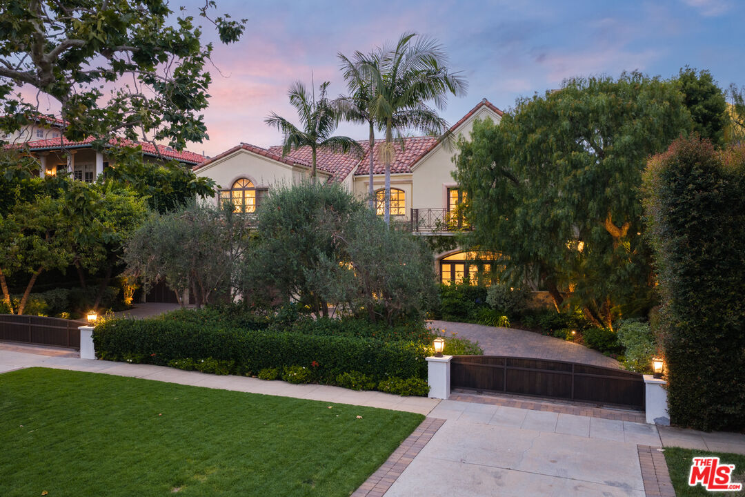 530 Moreno Ave