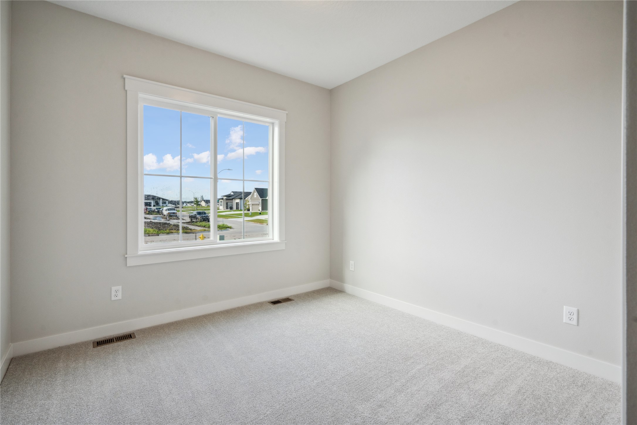 325 NW Woodmoor Drive