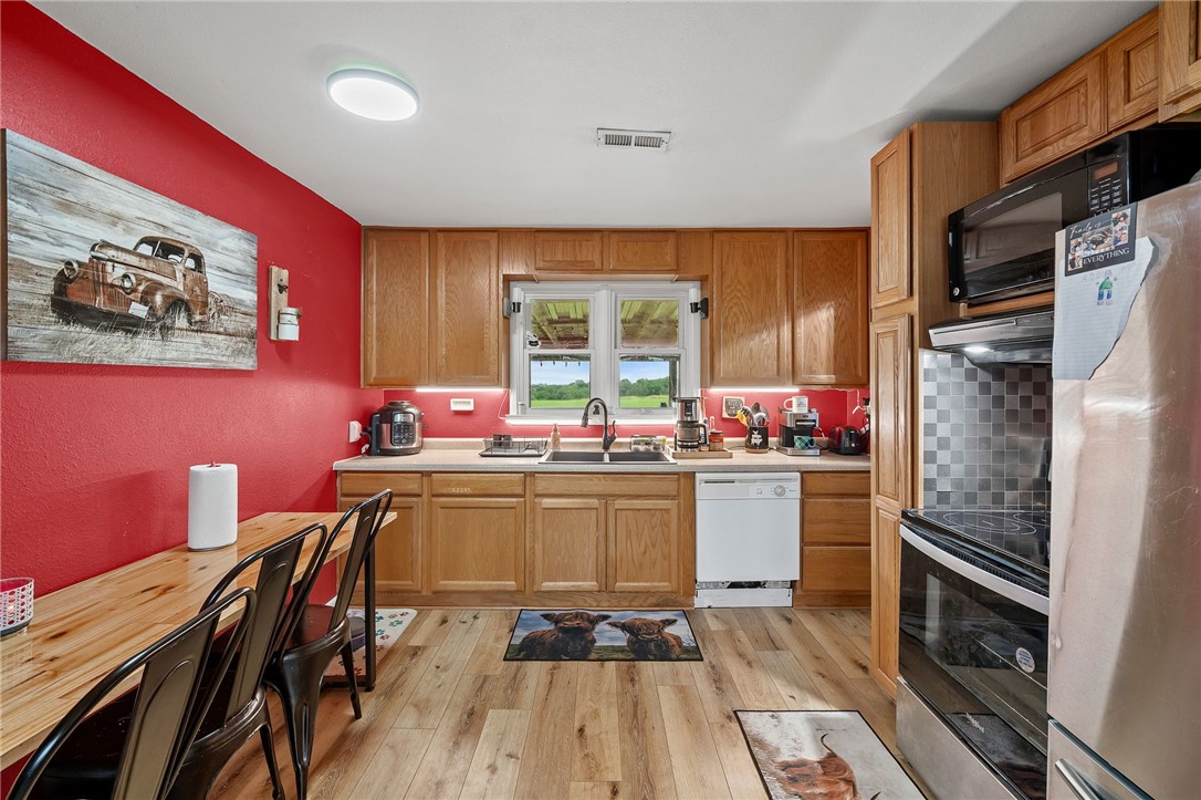 2478 Bevington Park Road