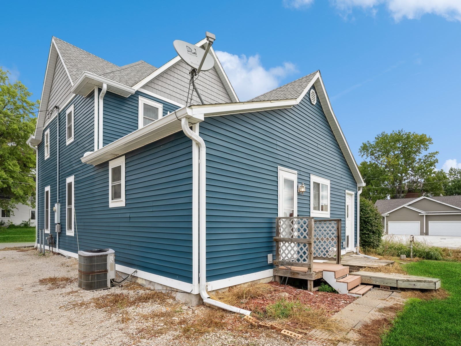 207 E South Street