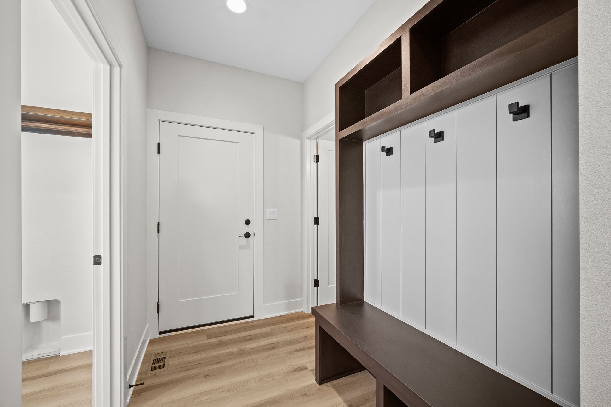 601 Oak Court