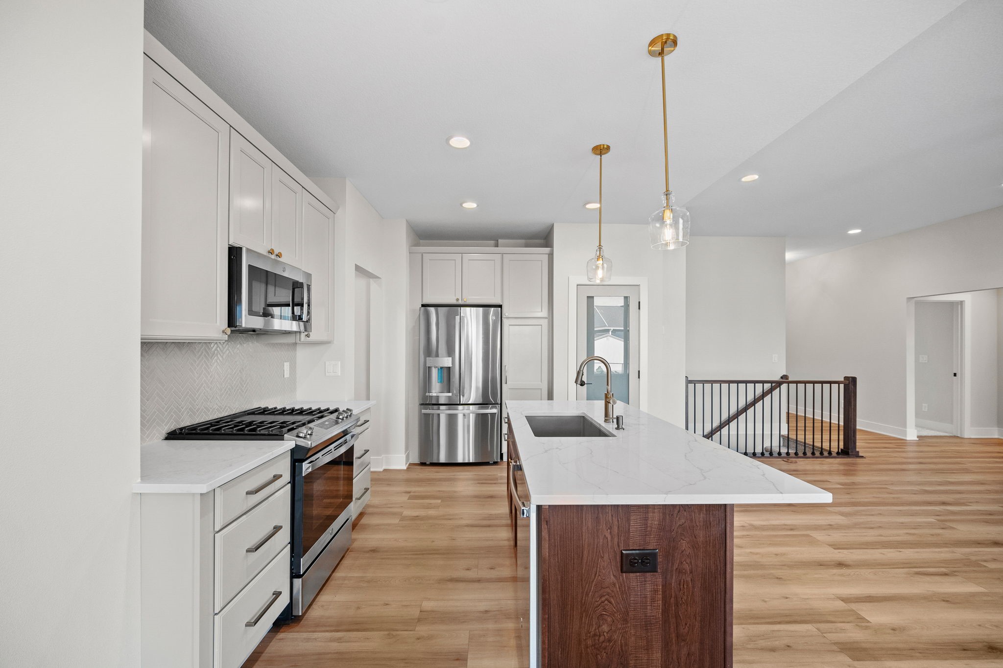 601 Oak Court