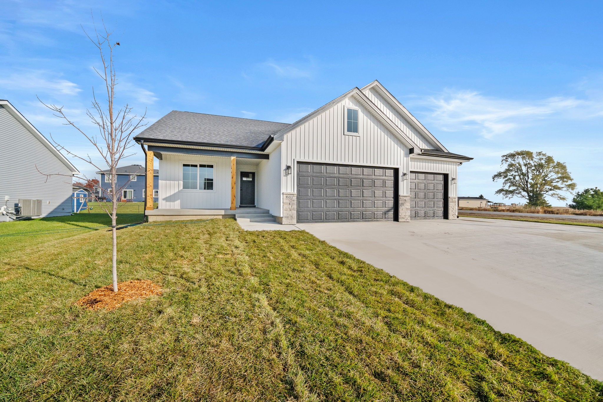 601 Oak Court