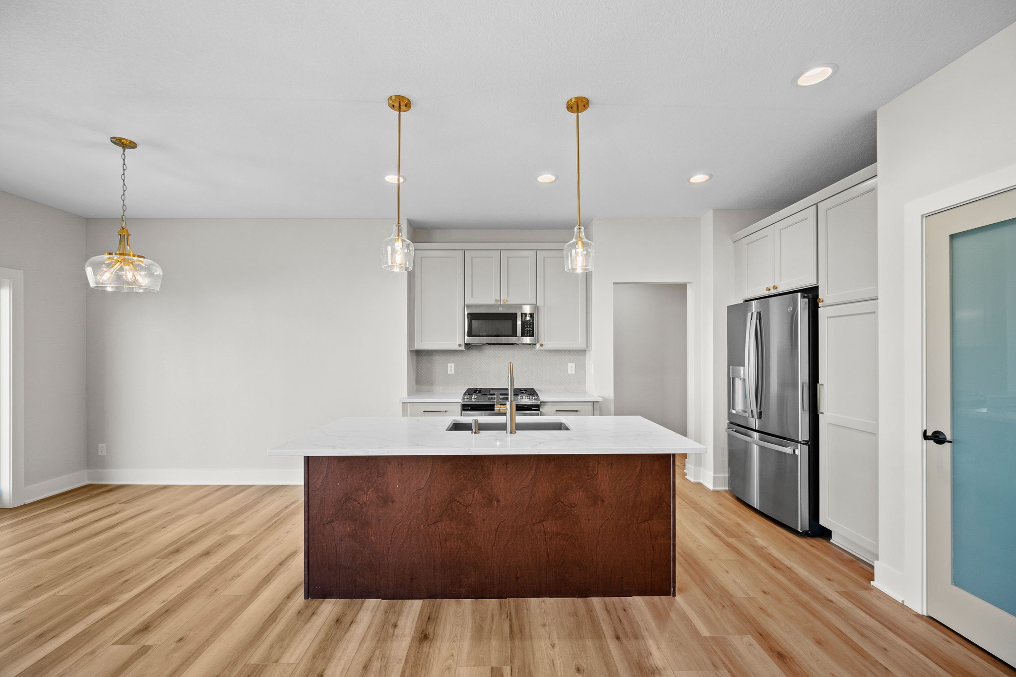 601 Oak Court
