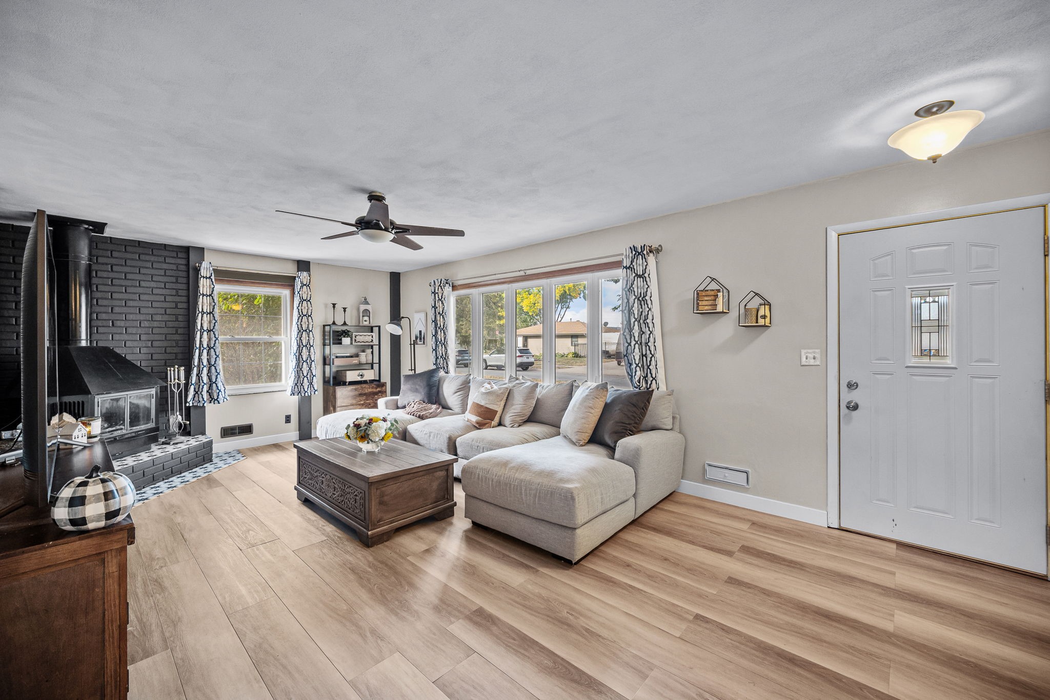 821 SE Belmont Drive