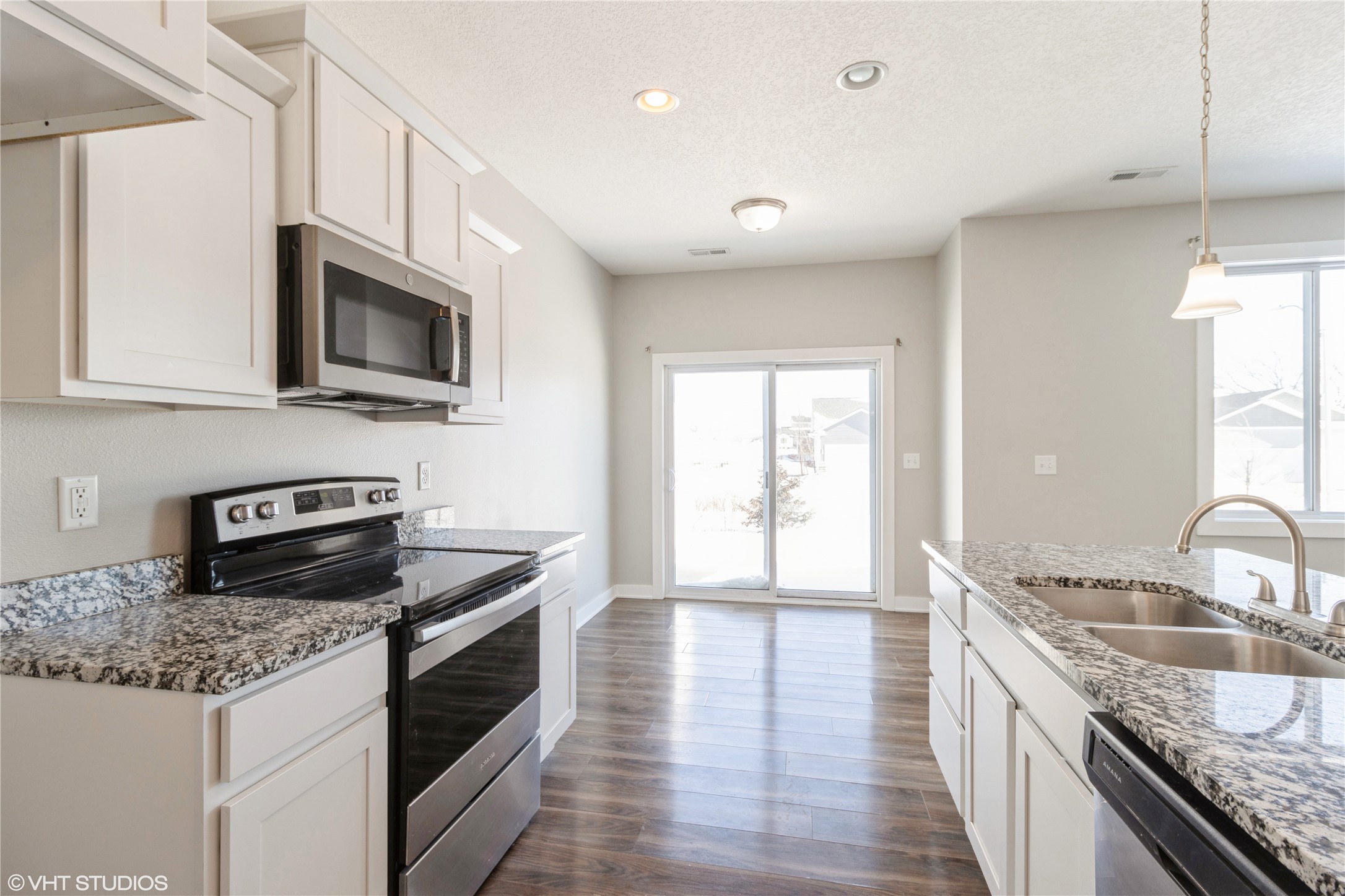 242 Red Oak Court