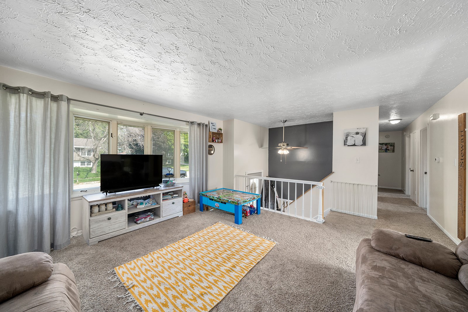 808 Ashwood Drive