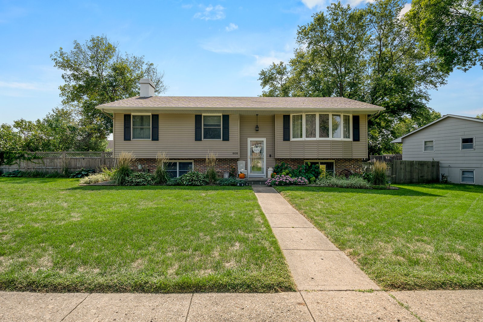 808 Ashwood Drive