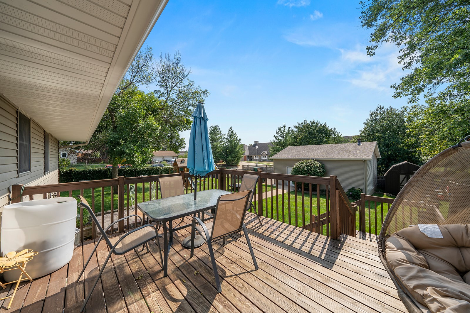 808 Ashwood Drive