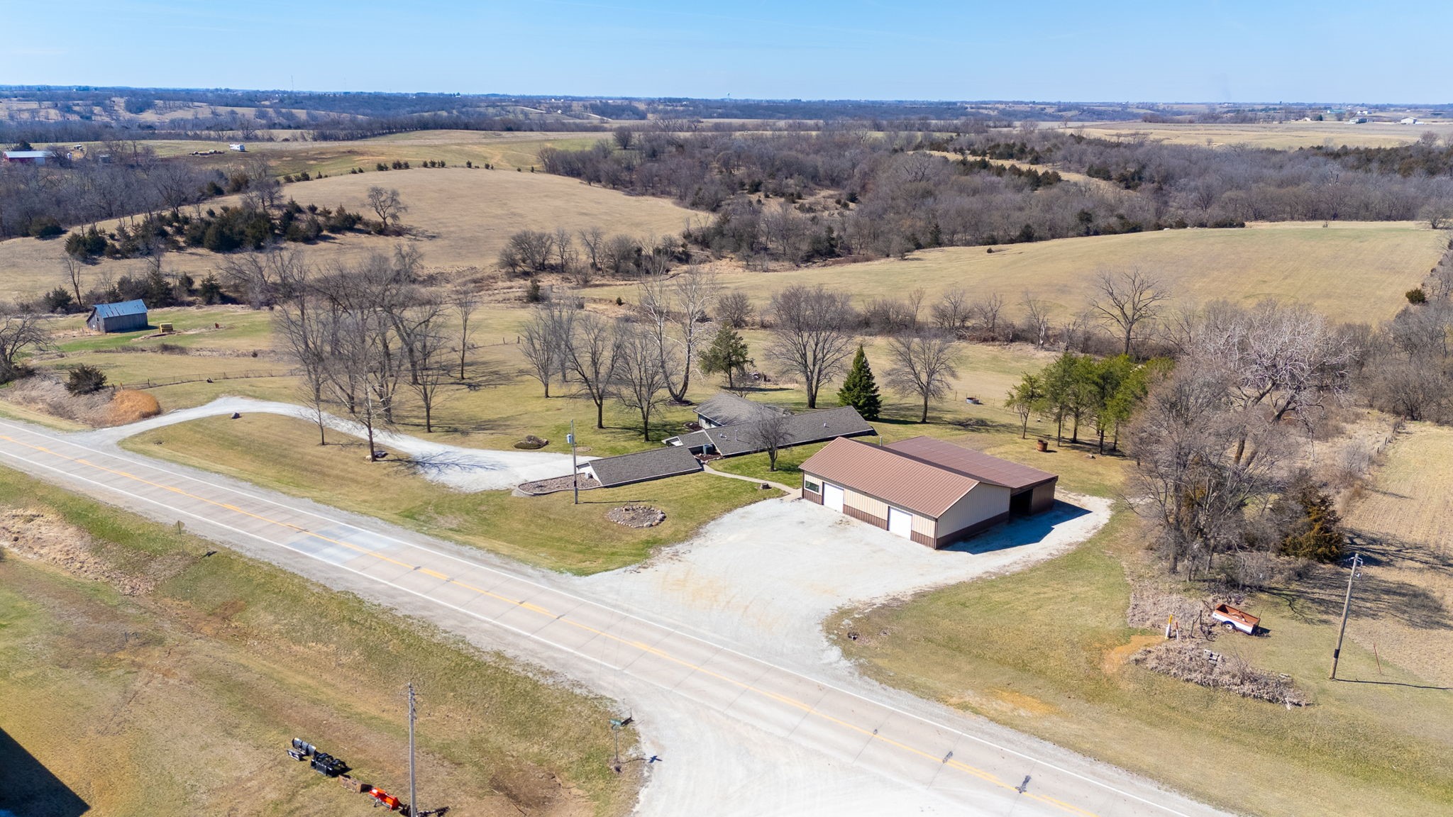 16072 County Road R45 Highway