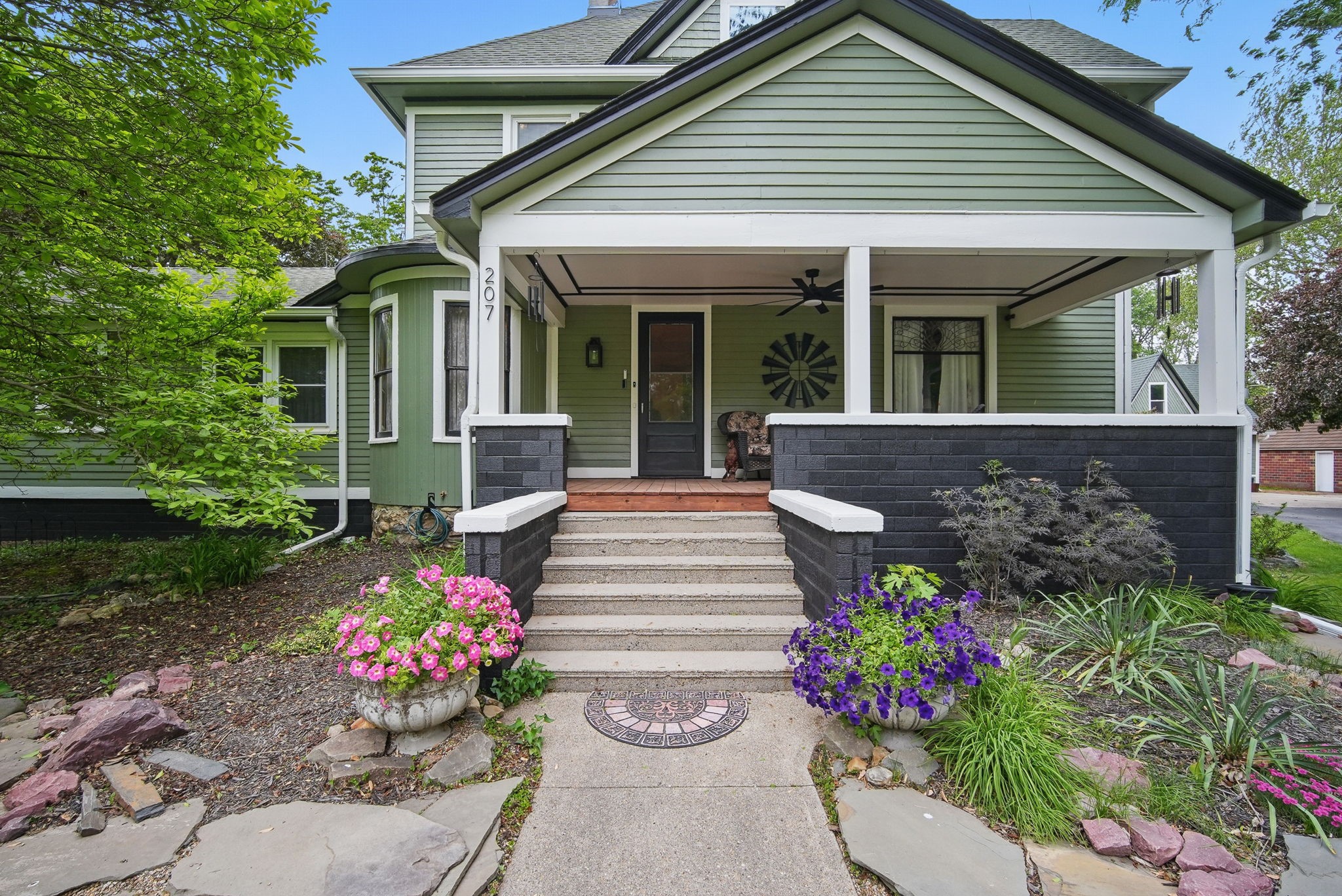 207 Kellogg Avenue