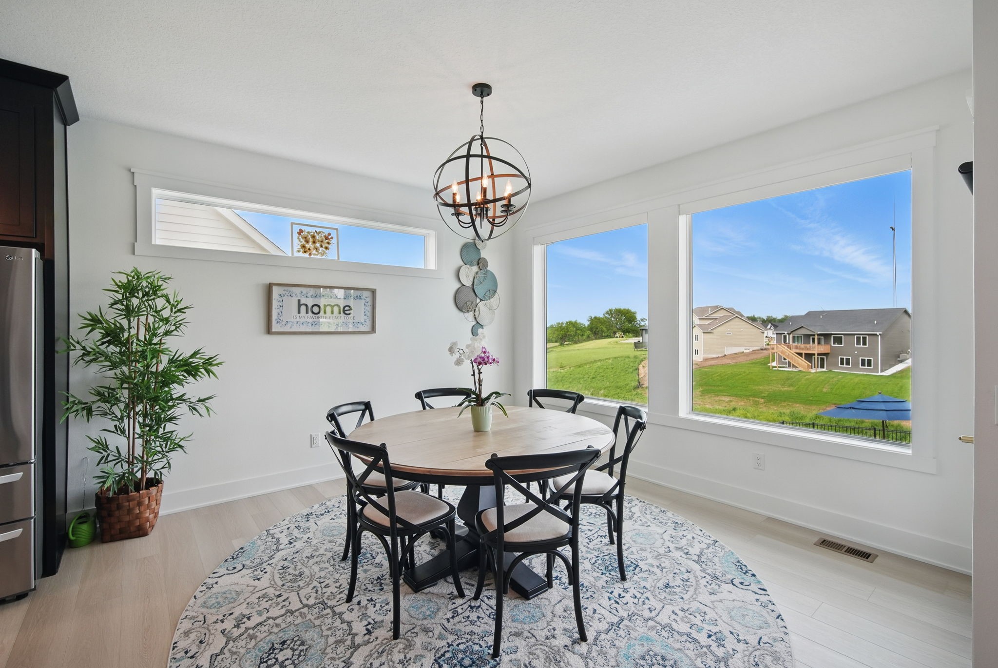 2216 Timberview Drive