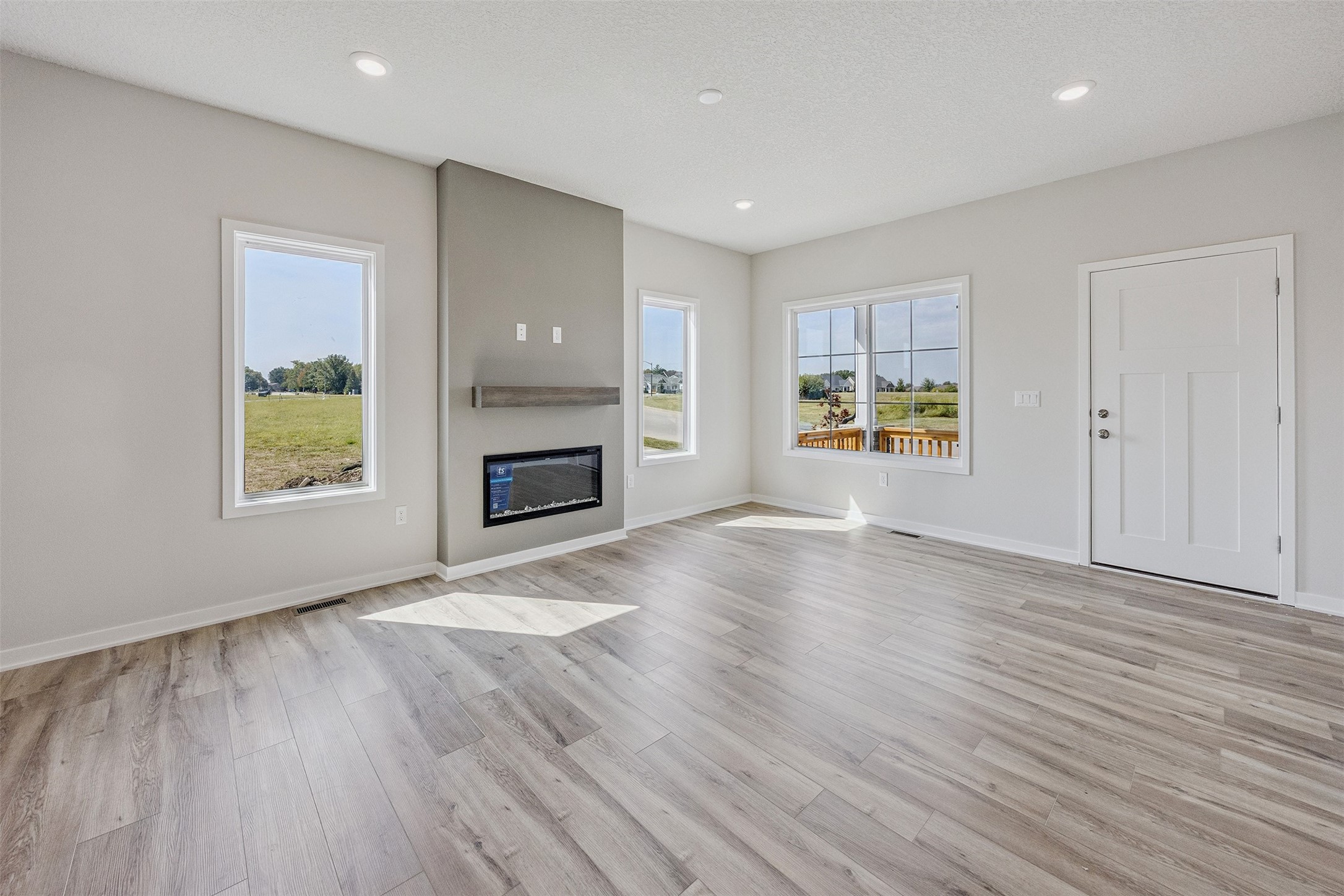 932 Sawgrass Drive