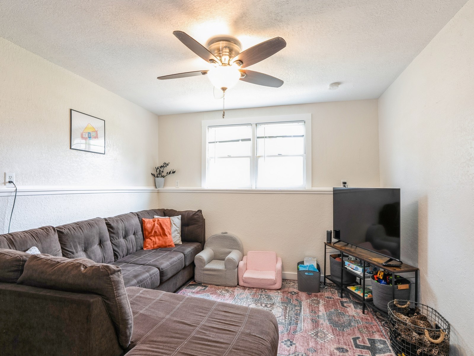 204 & 204 1/2 E 4th Avenue