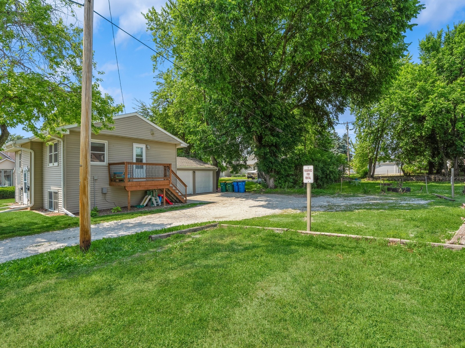 204 & 204 1/2 E 4th Avenue
