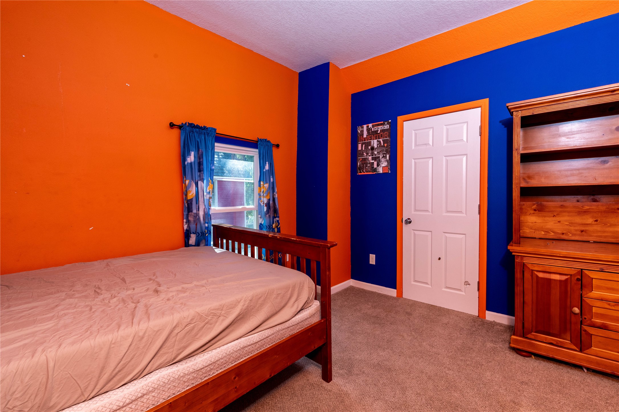 809 W Ashland Avenue