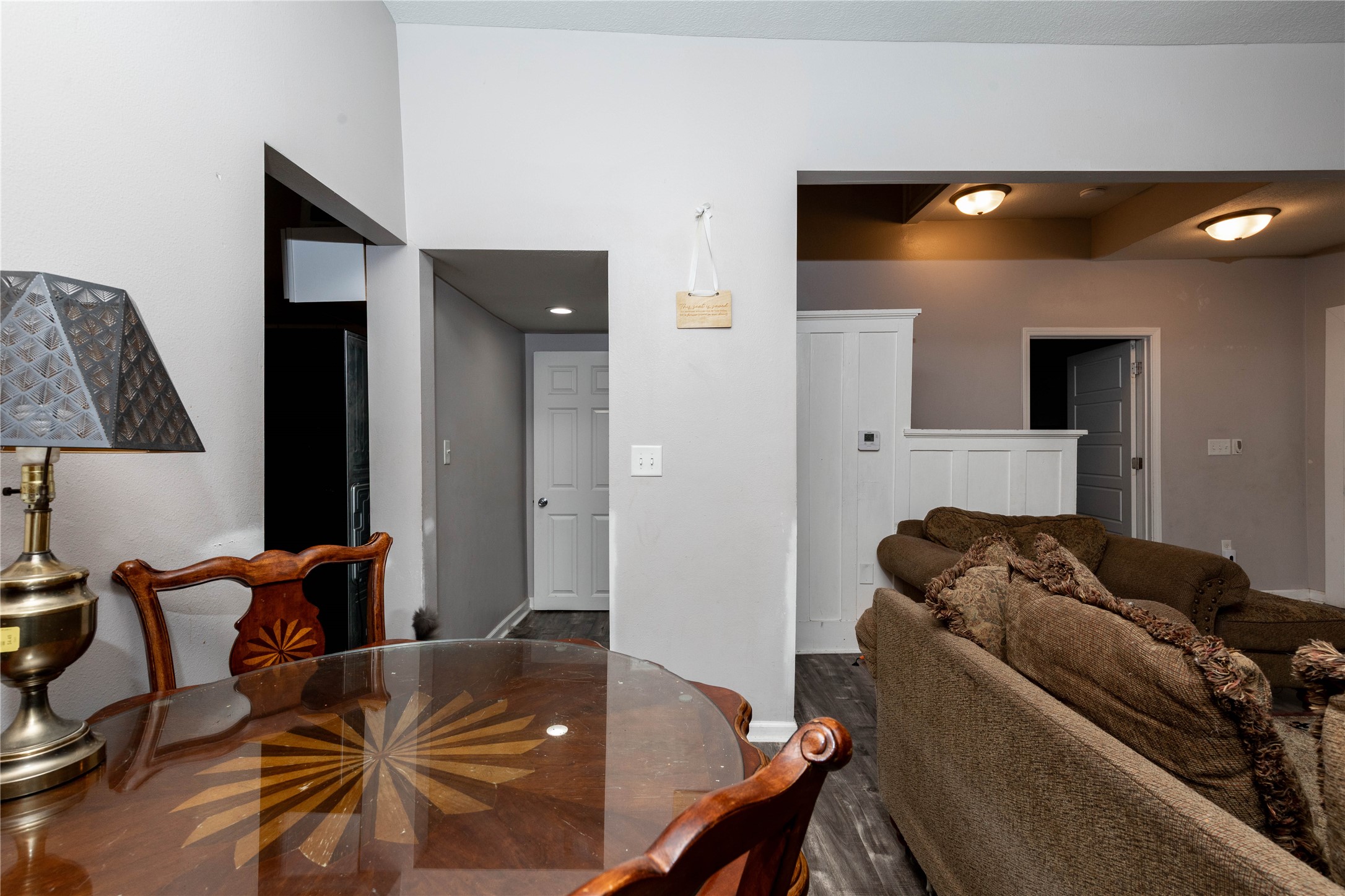 809 W Ashland Avenue