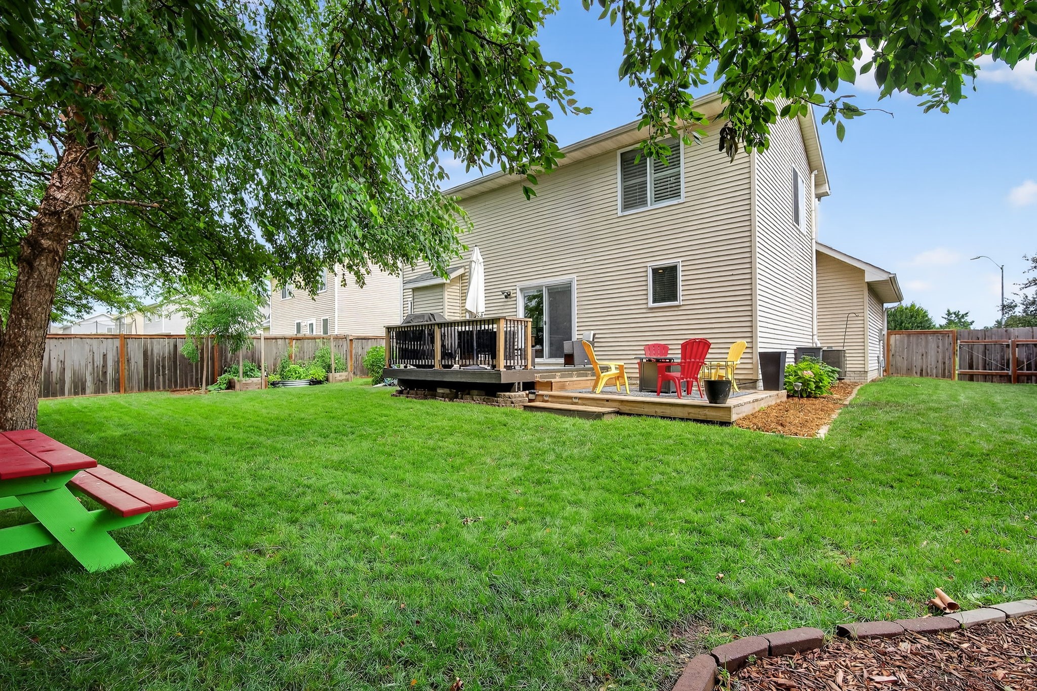 4808 Dewey Place