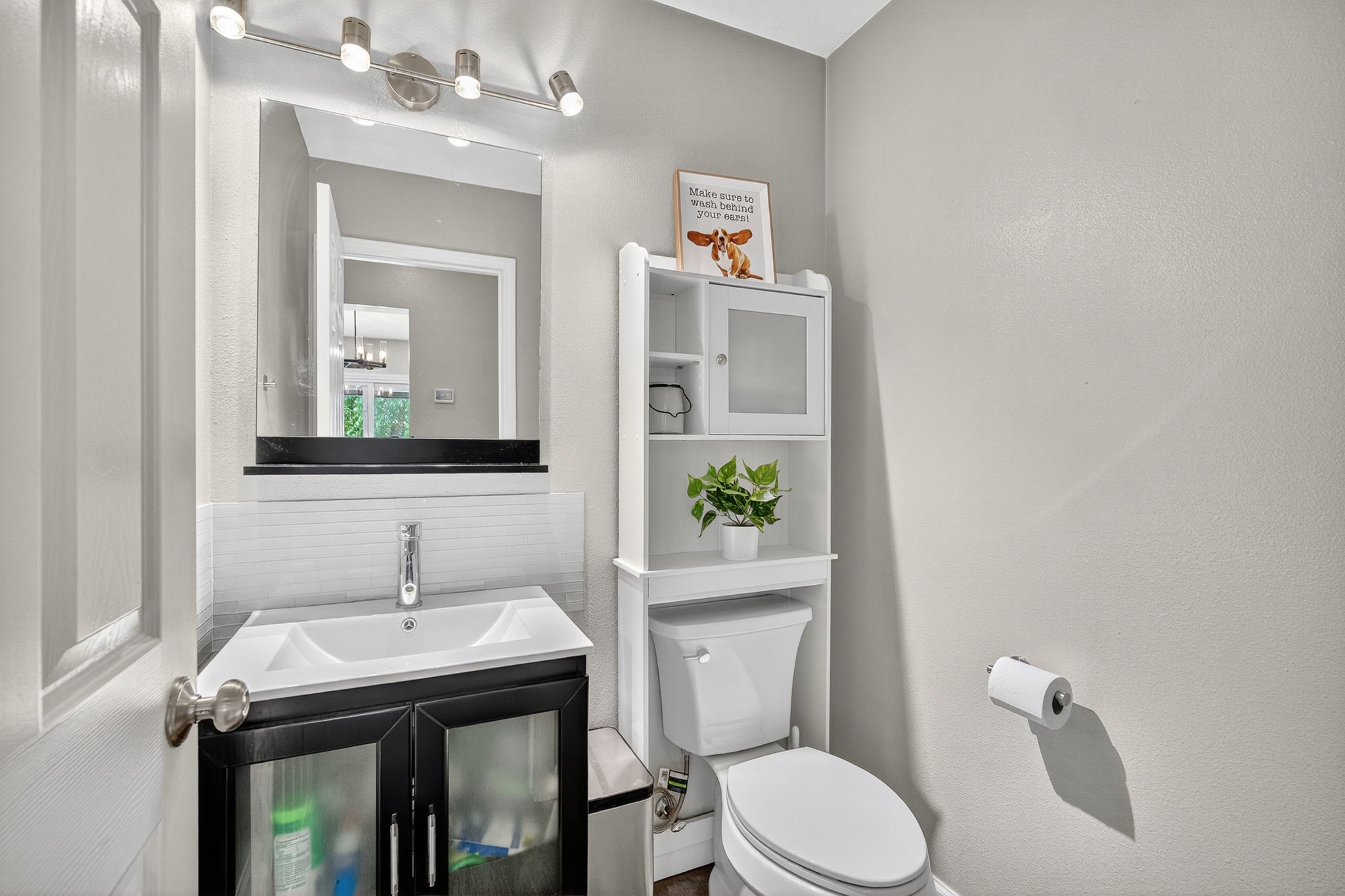 4808 Dewey Place