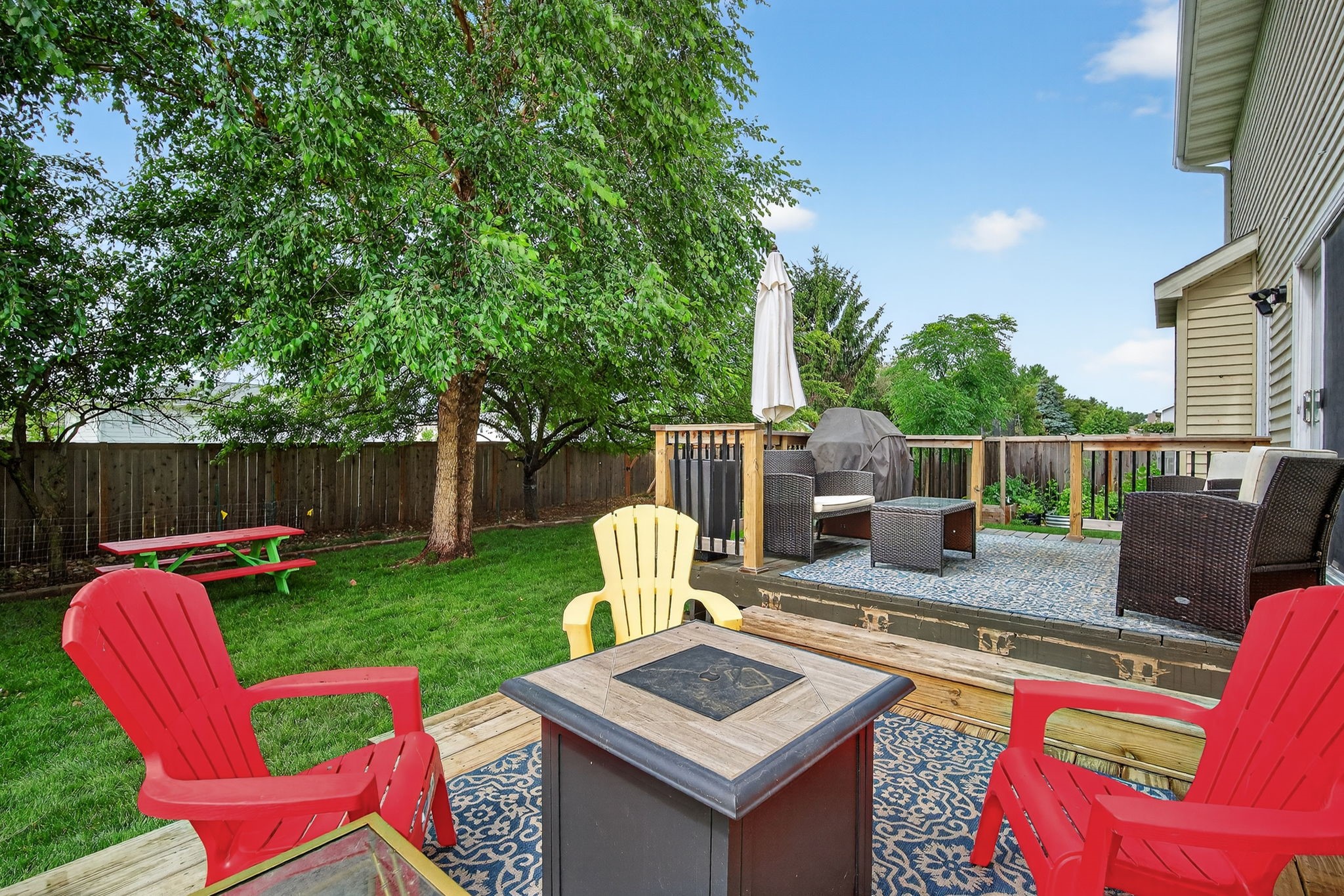 4808 Dewey Place