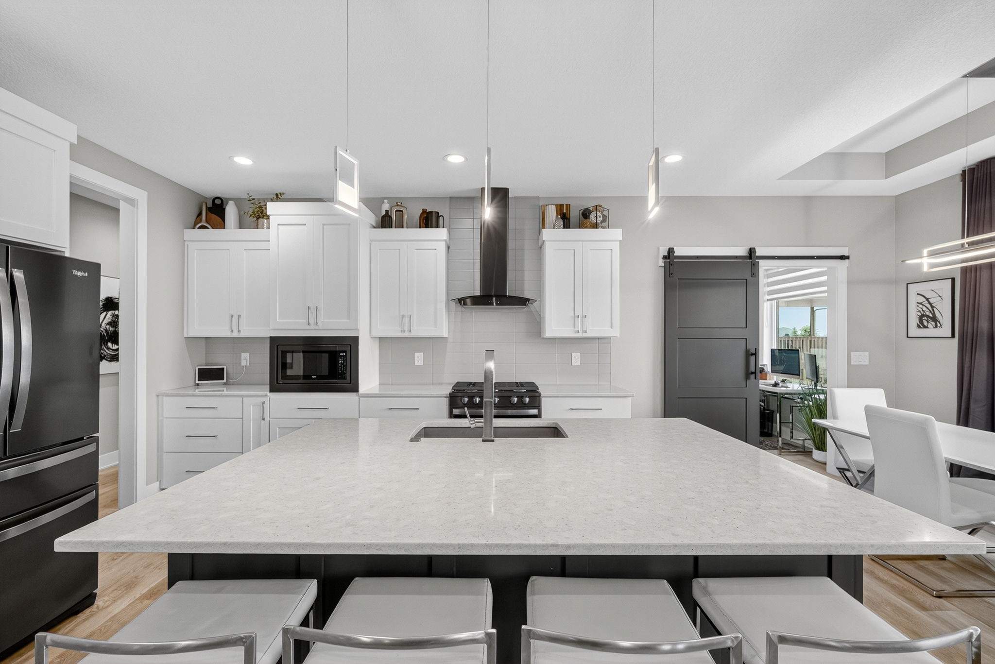 1824 Magnolia Circle
