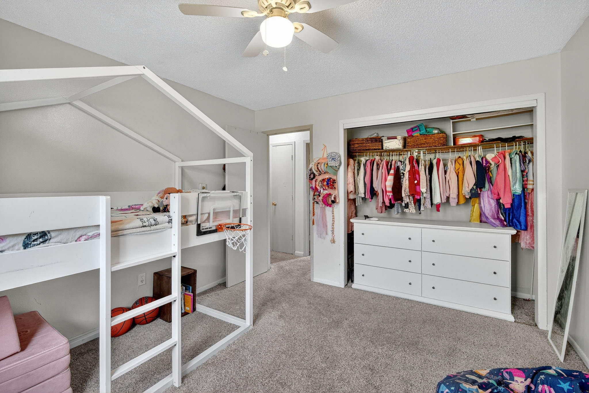825 Casady Drive