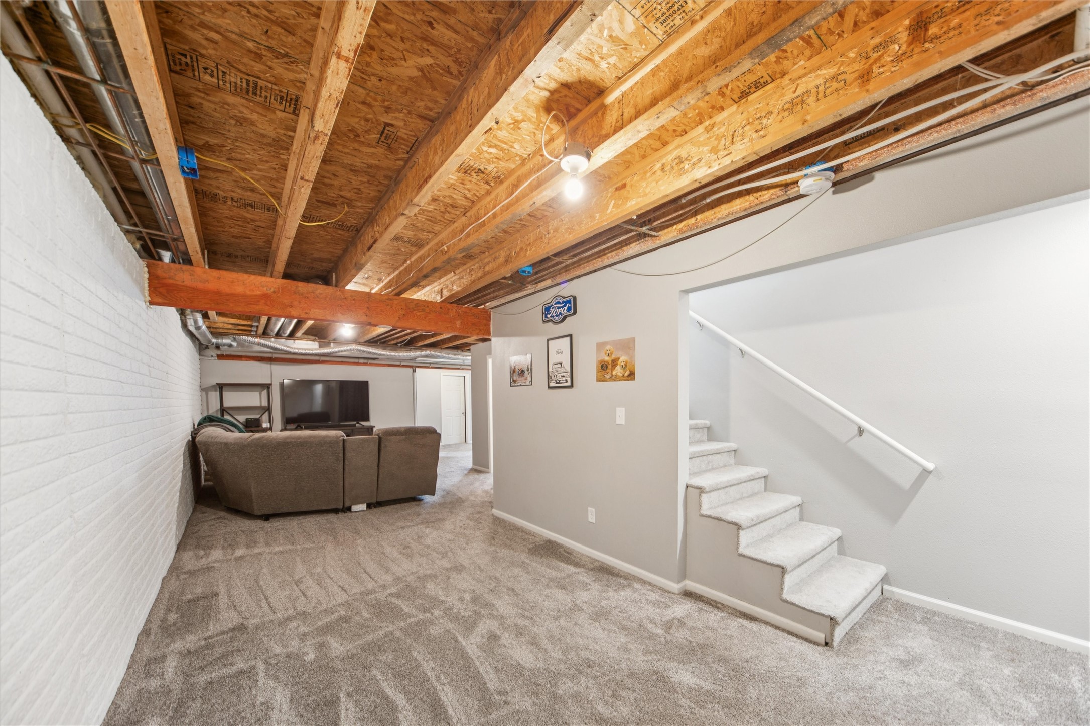 205 Mallard Pointe Drive NW