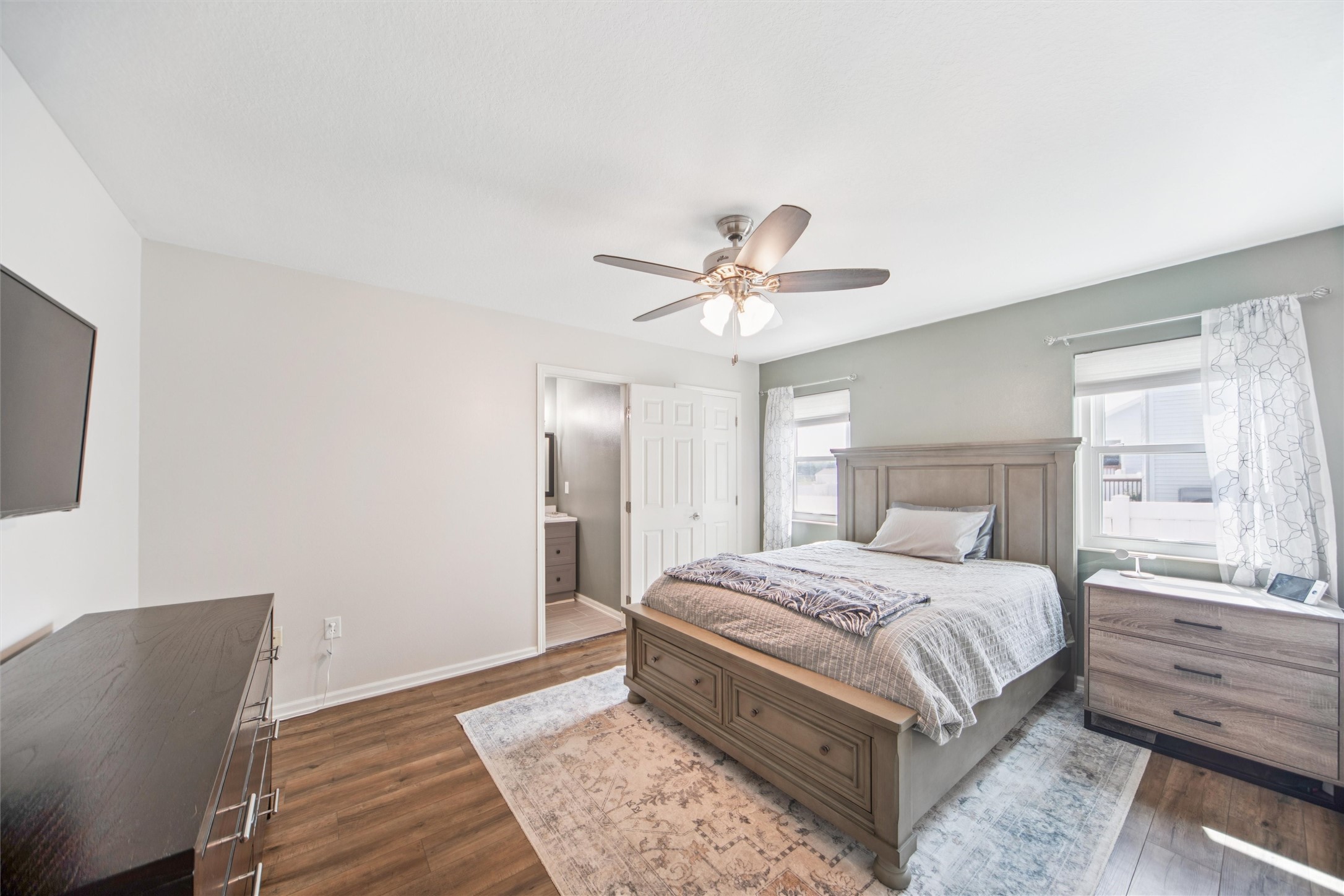 205 Mallard Pointe Drive NW
