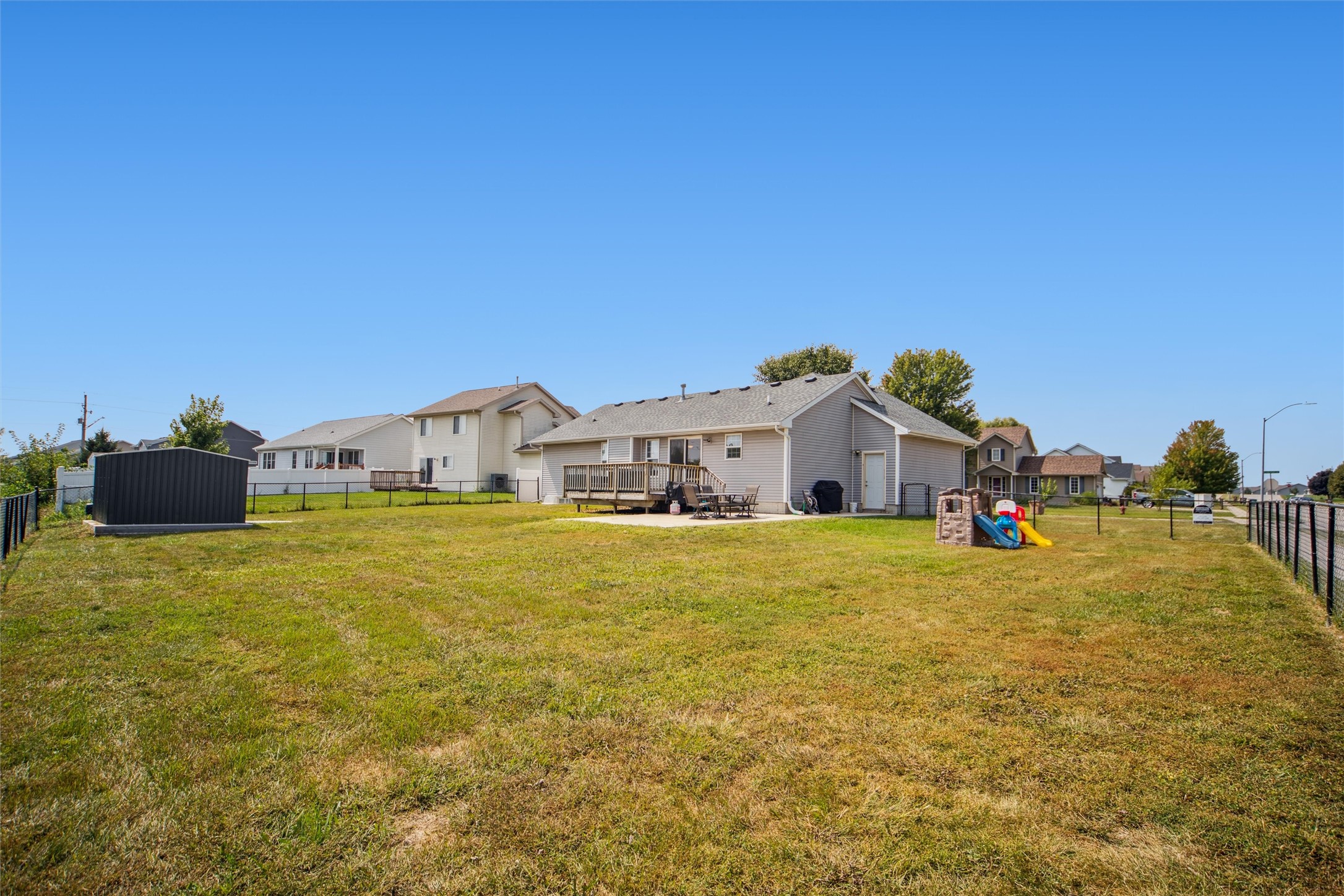 205 Mallard Pointe Drive NW