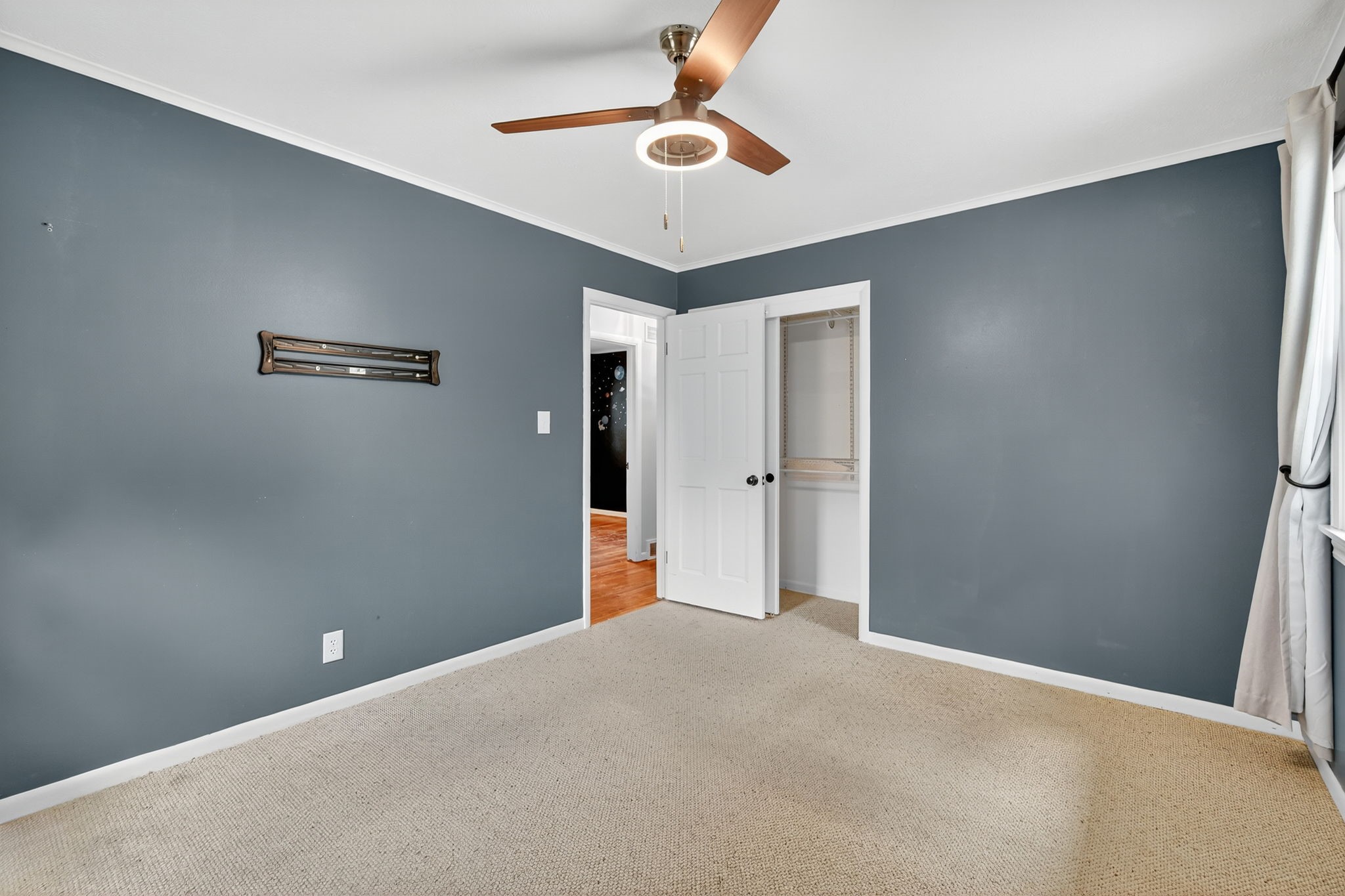 2908 Meadow Lane