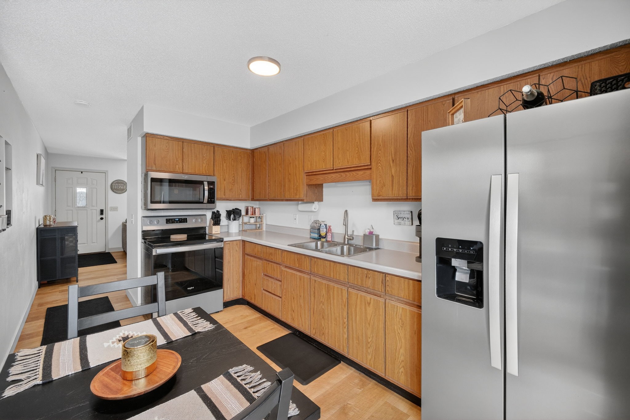 1352 Hunter Drive