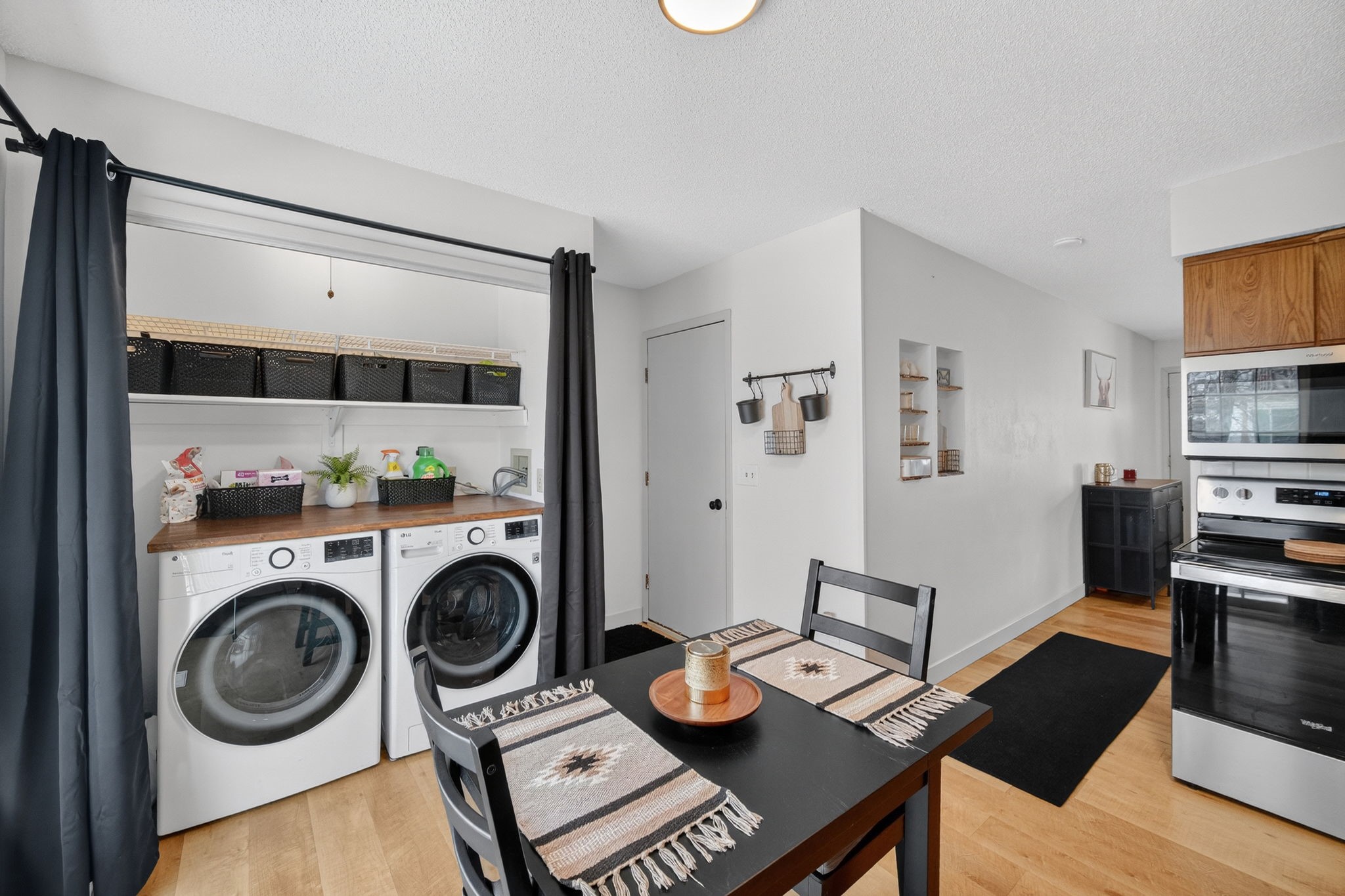 1352 Hunter Drive