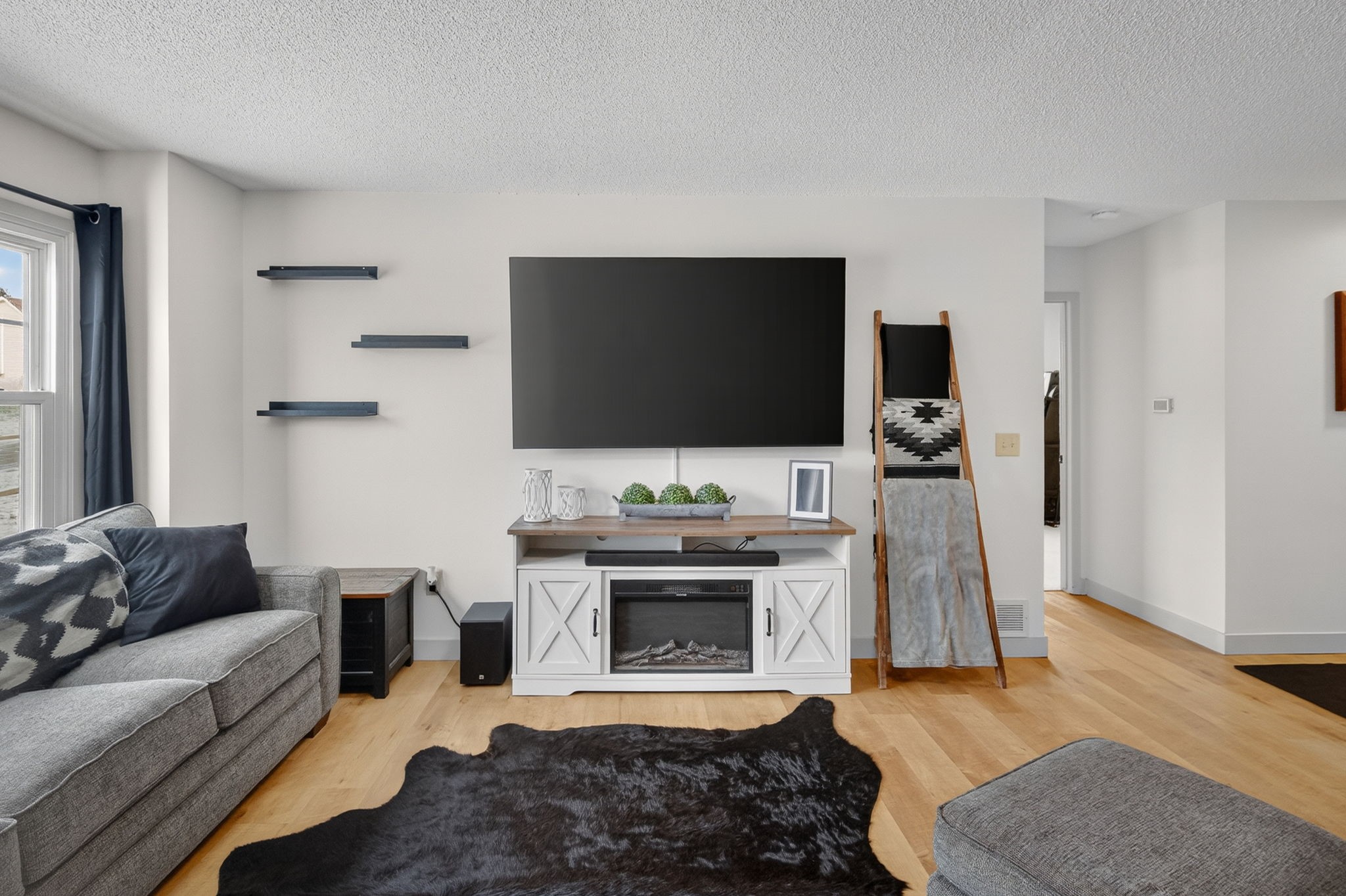 1352 Hunter Drive