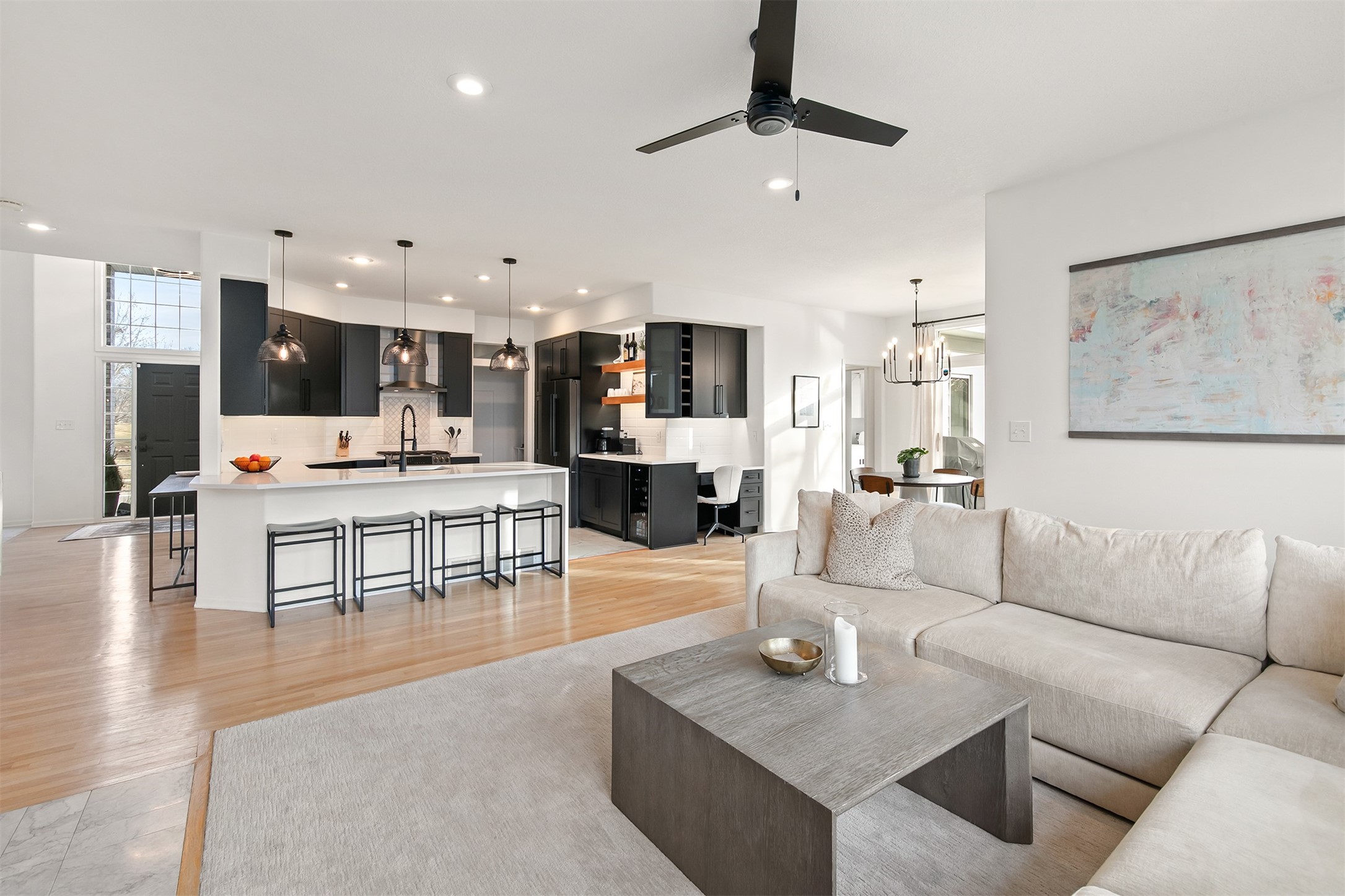 5830 Coachlight Court