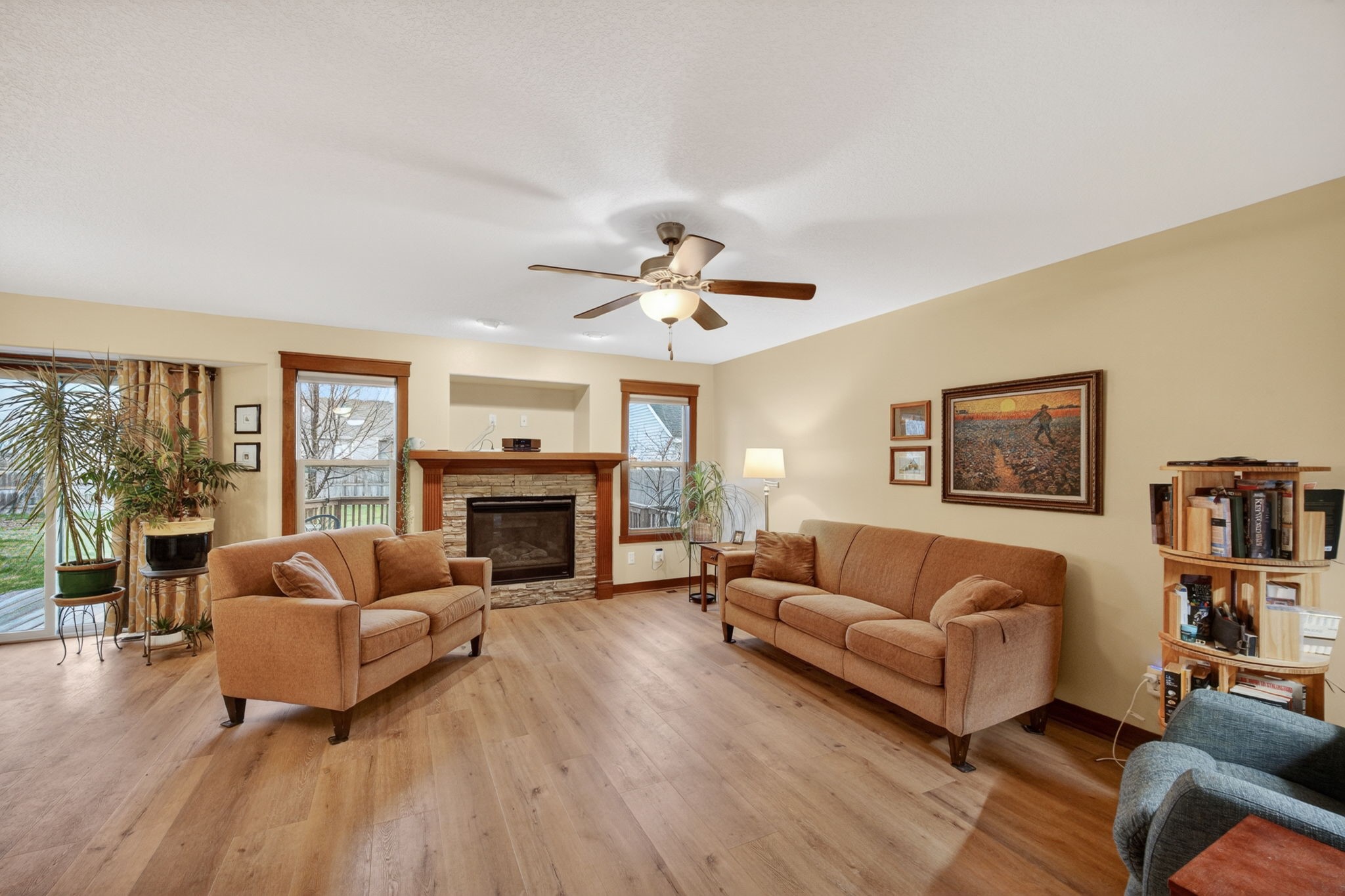 704 N 14th Avenue