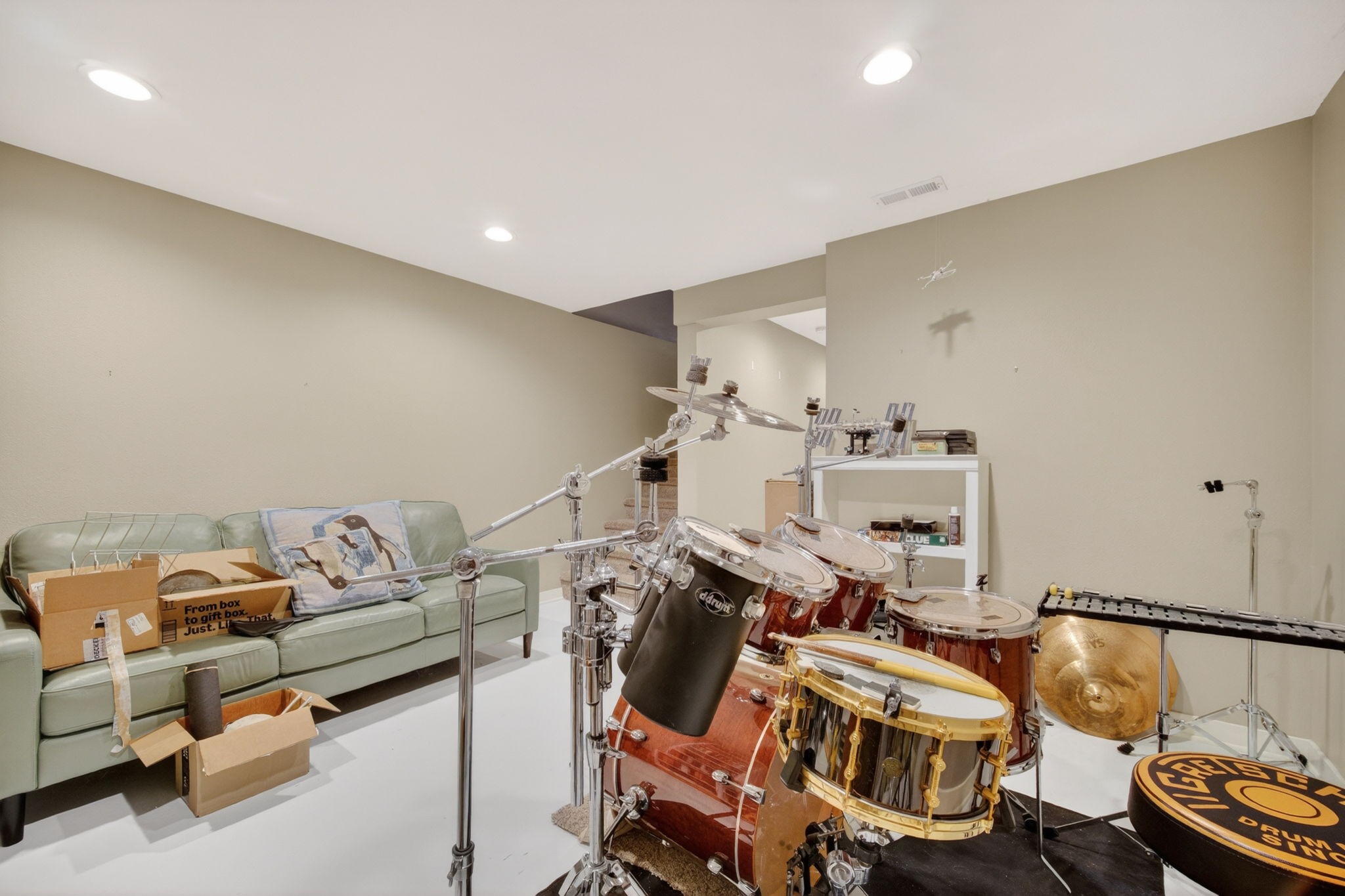 704 N 14th Avenue
