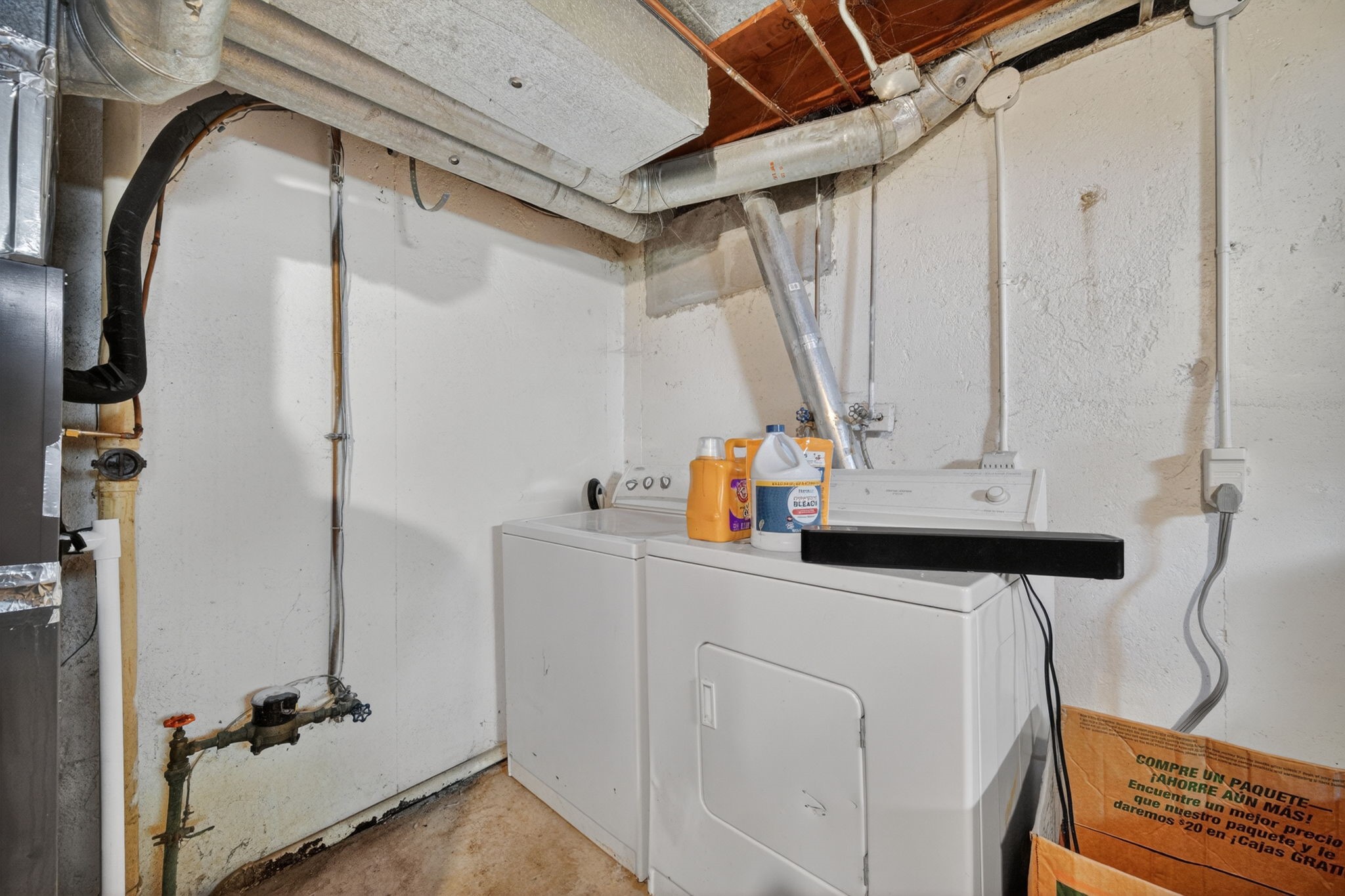 1424 & 1426 E 9th Street