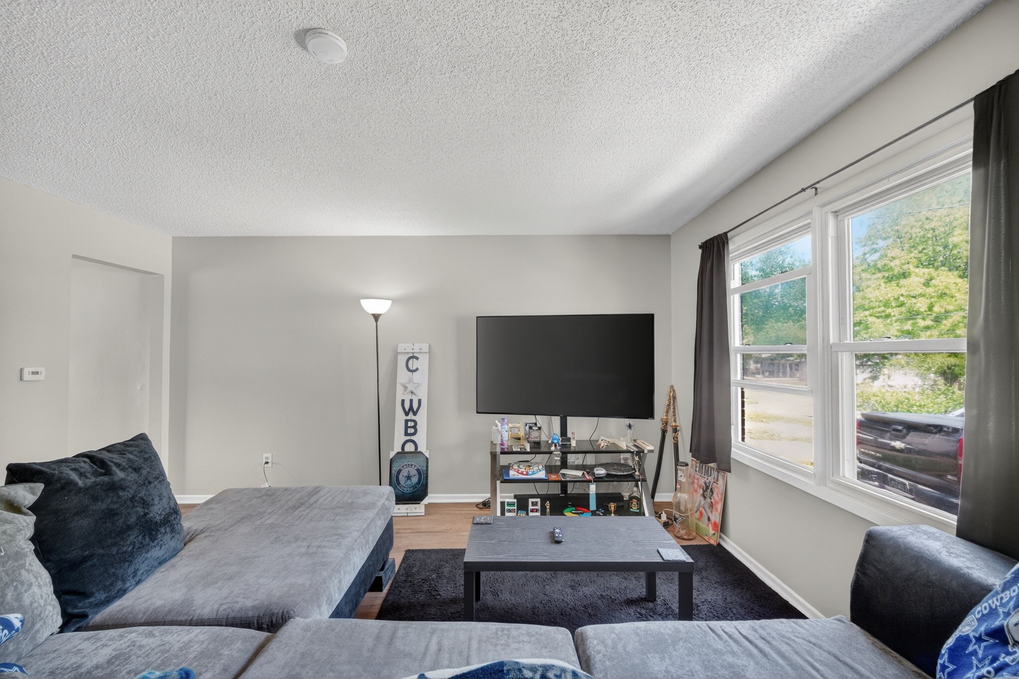1424 & 1426 E 9th Street