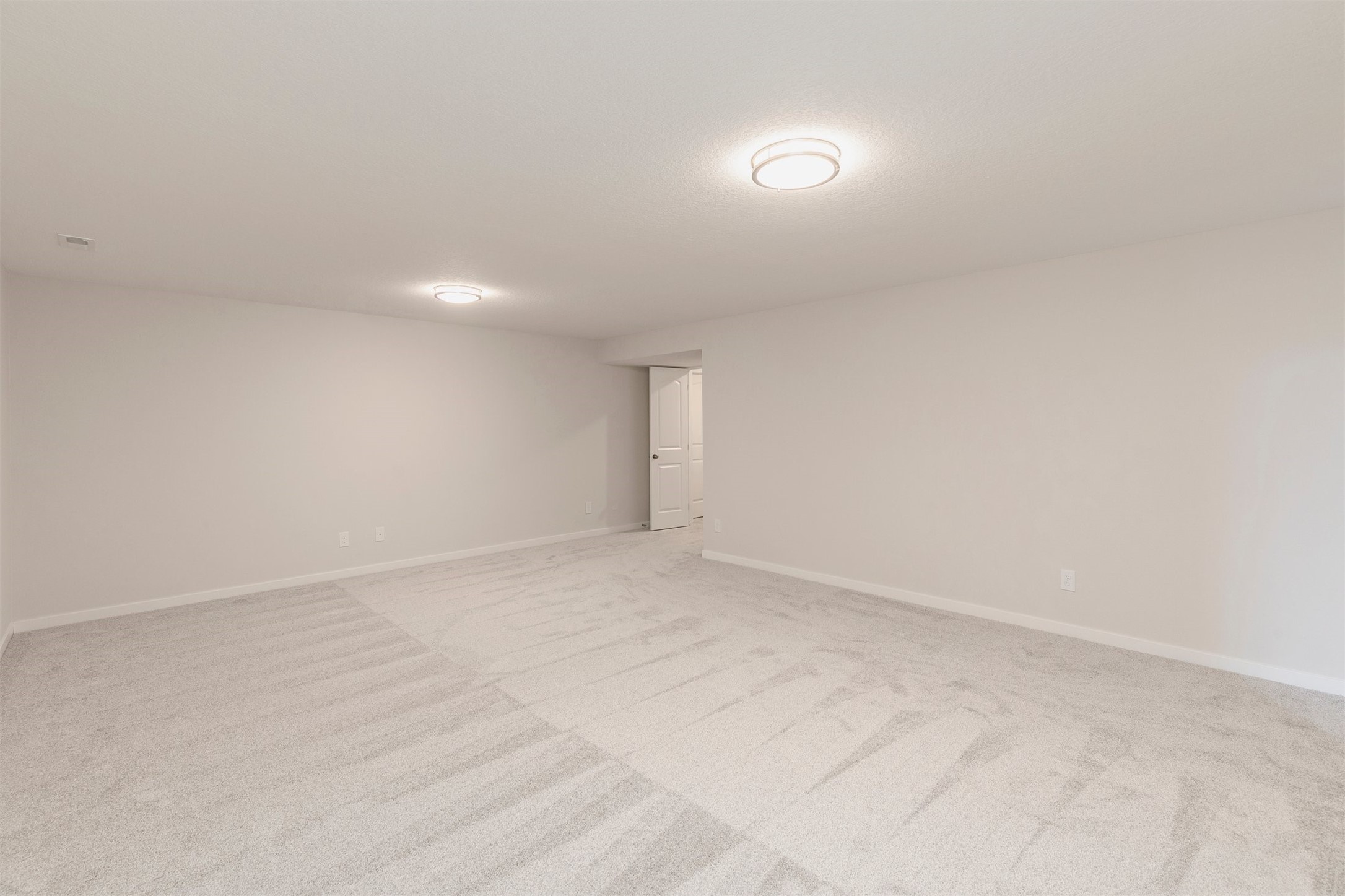 395 NW Ashley Avenue