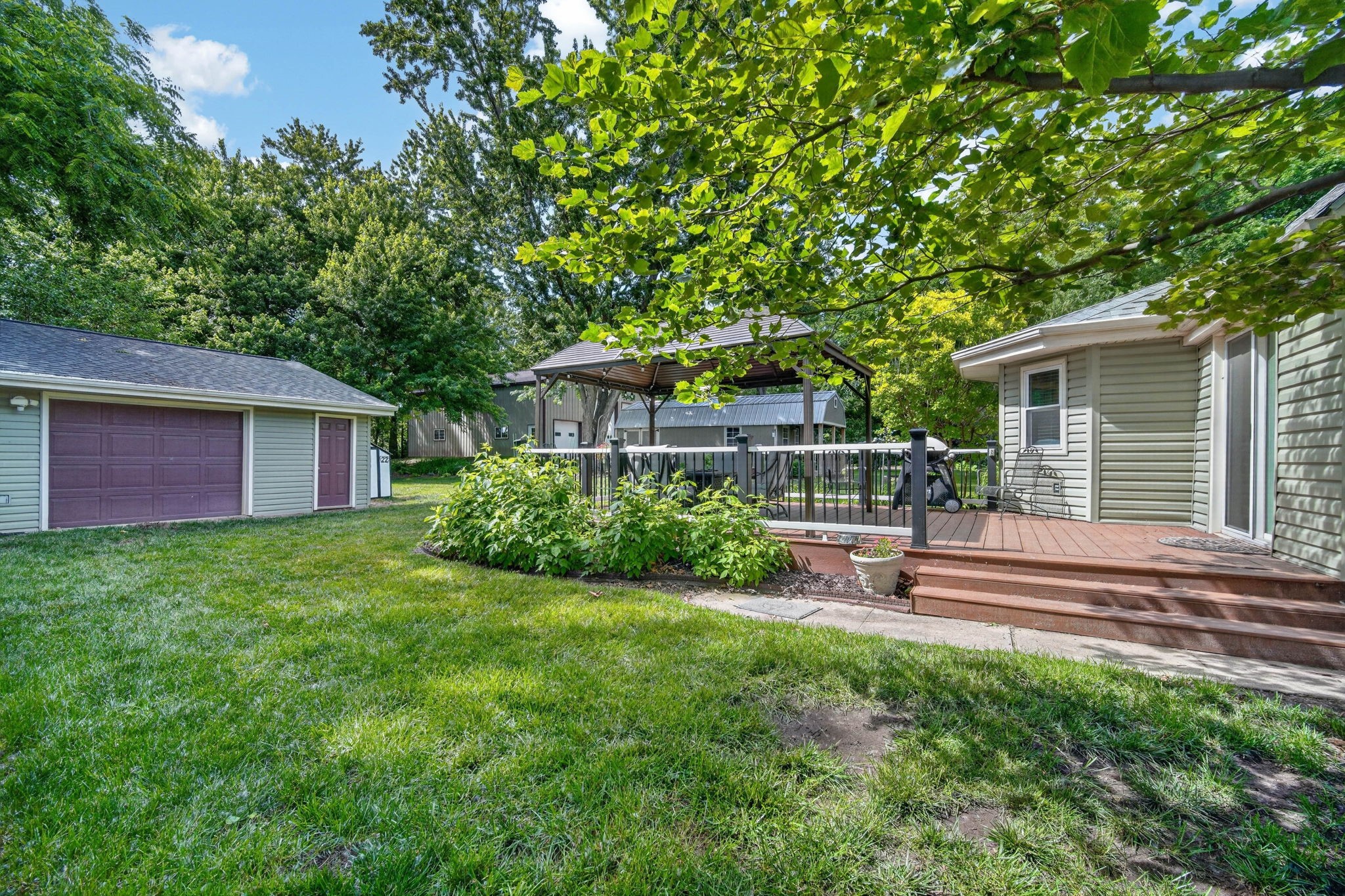5536 NE 3rd Street