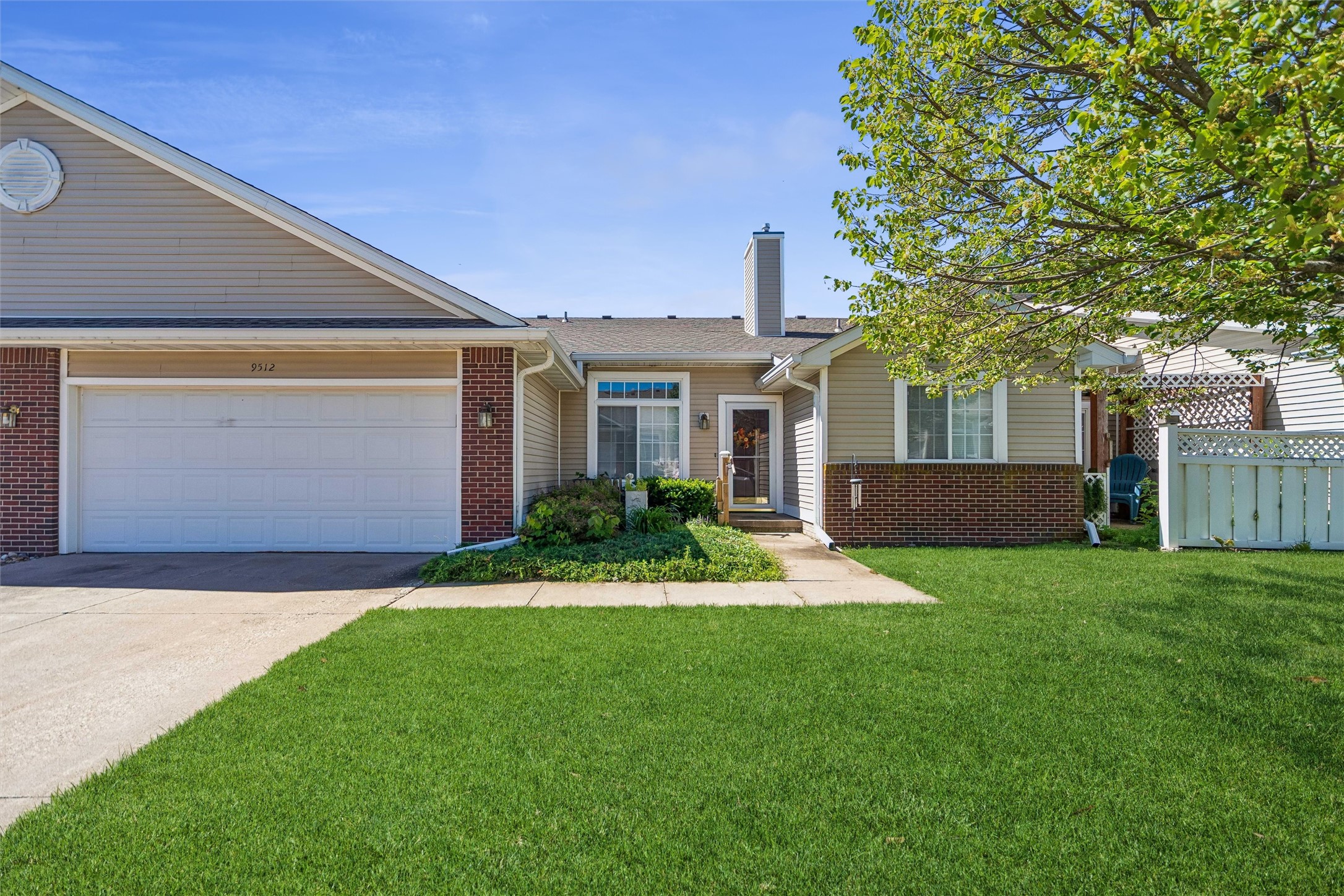 9512 Larch Lane